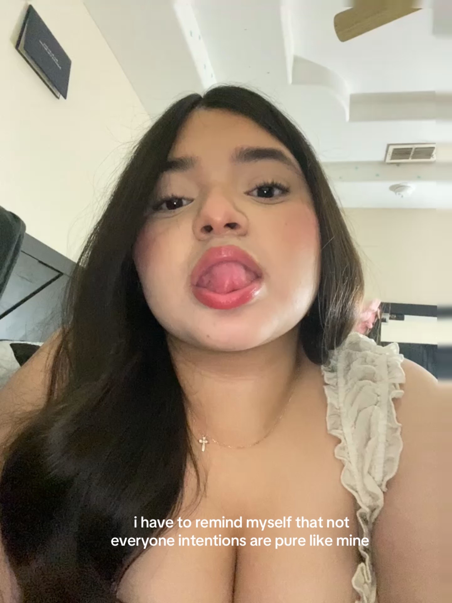 @daniela