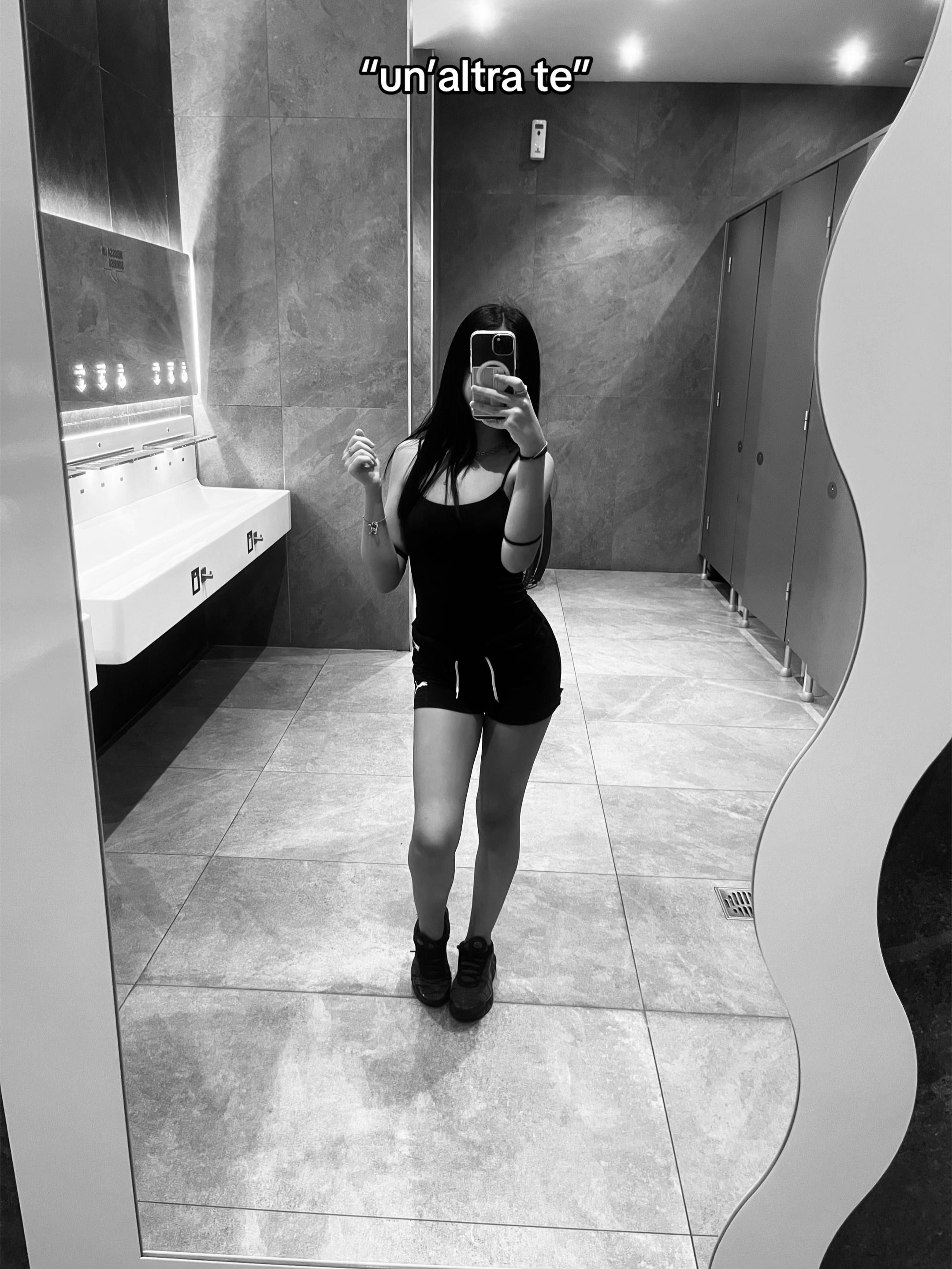 @๐๐๐