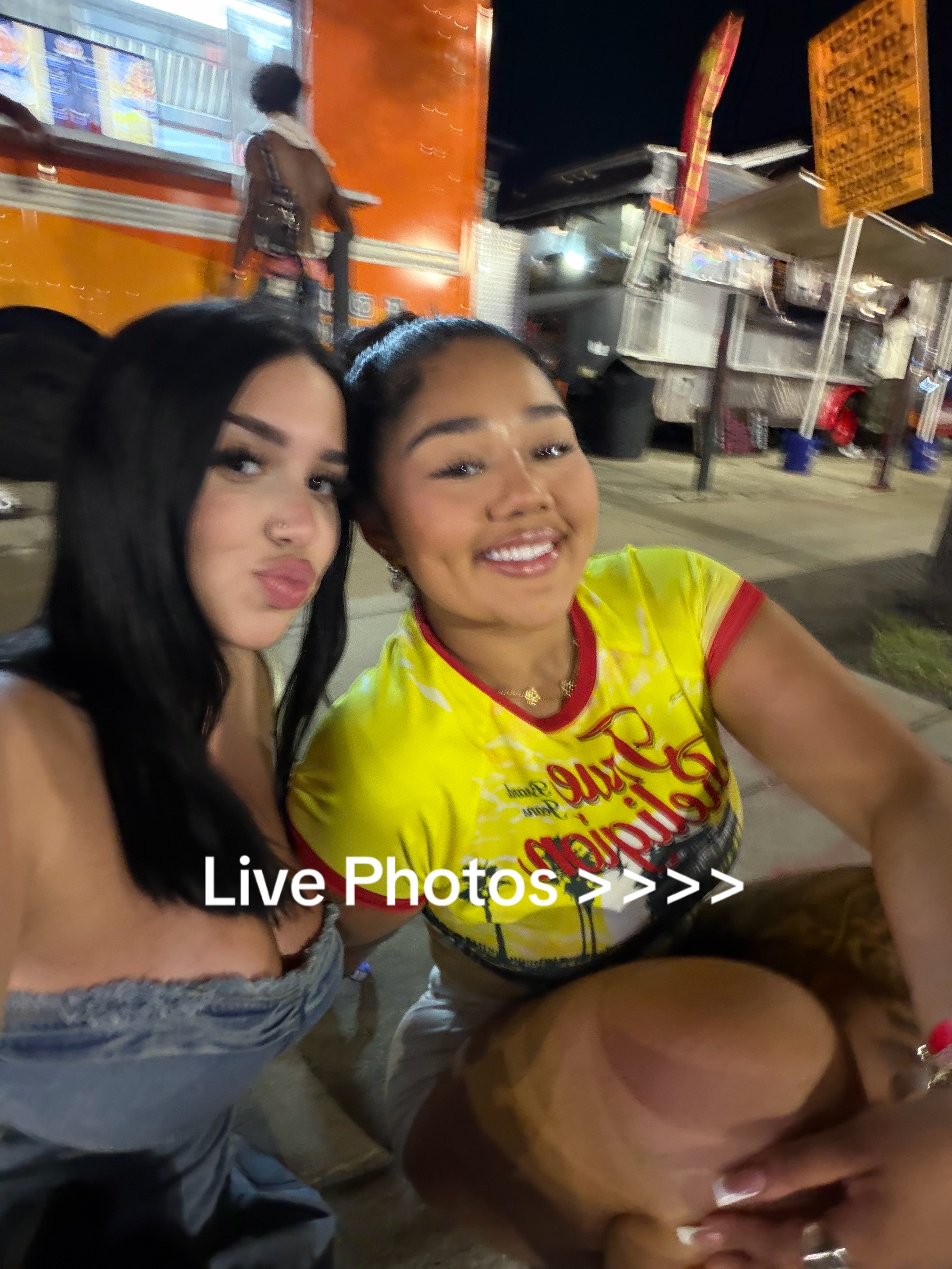 @Daysidukesho