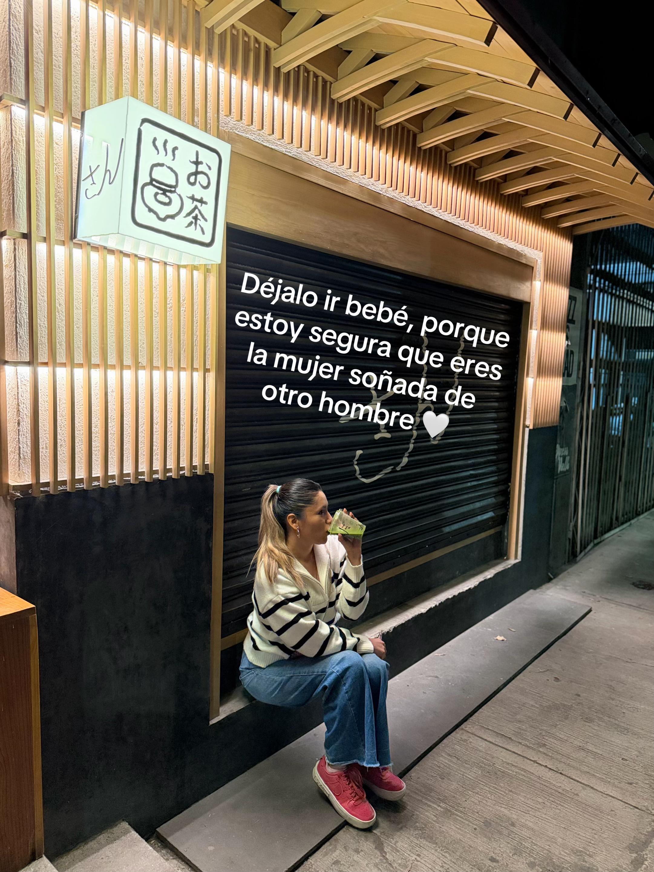 @Alex Lía