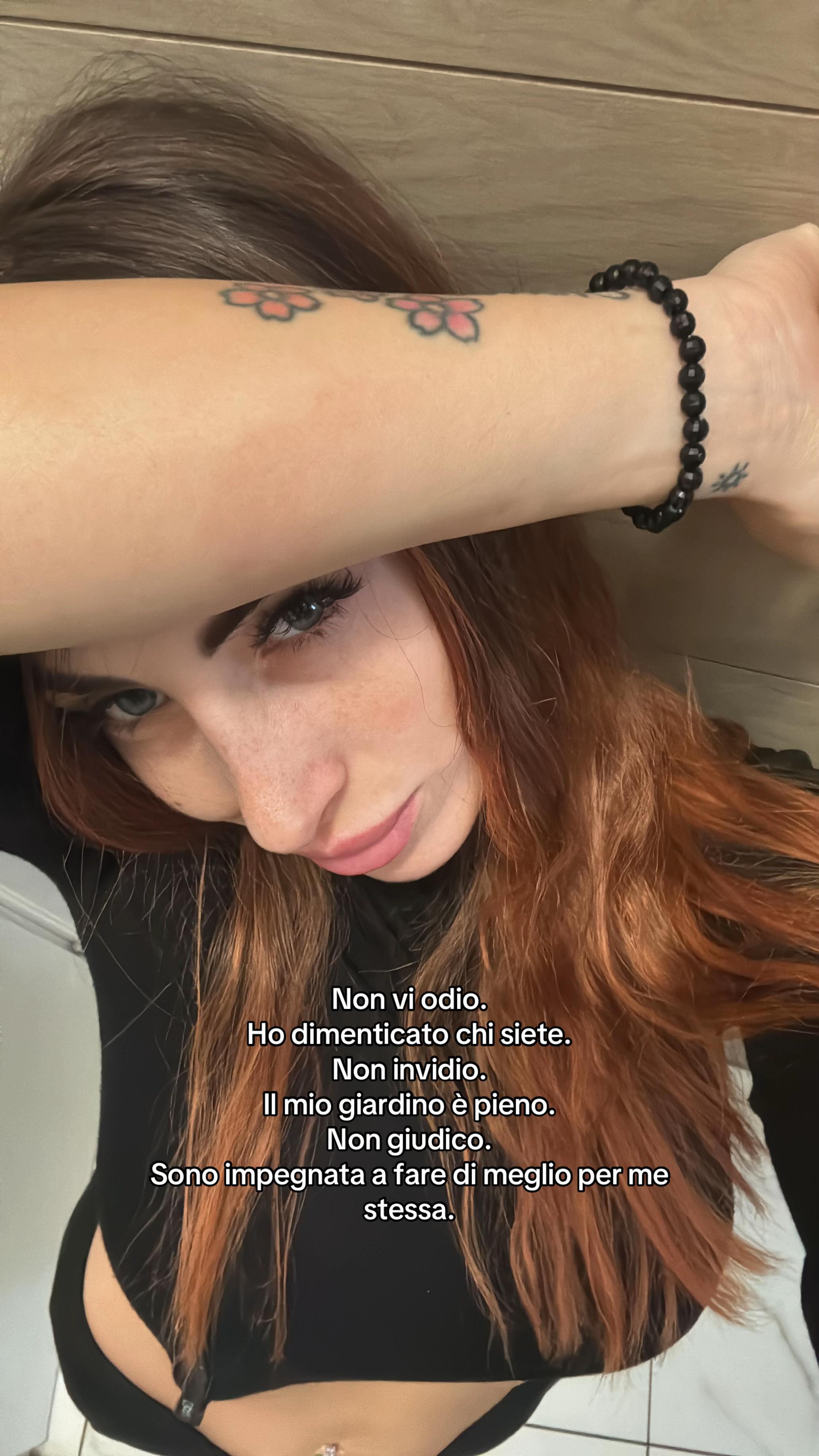 @Asiaaaaa 💕👱🏼♀️