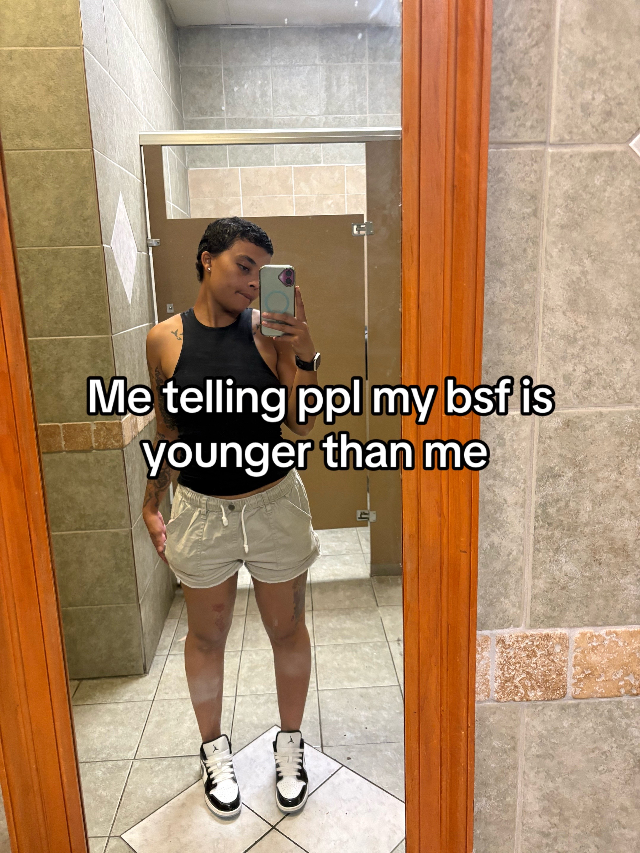 @Rändöm$tränġër21