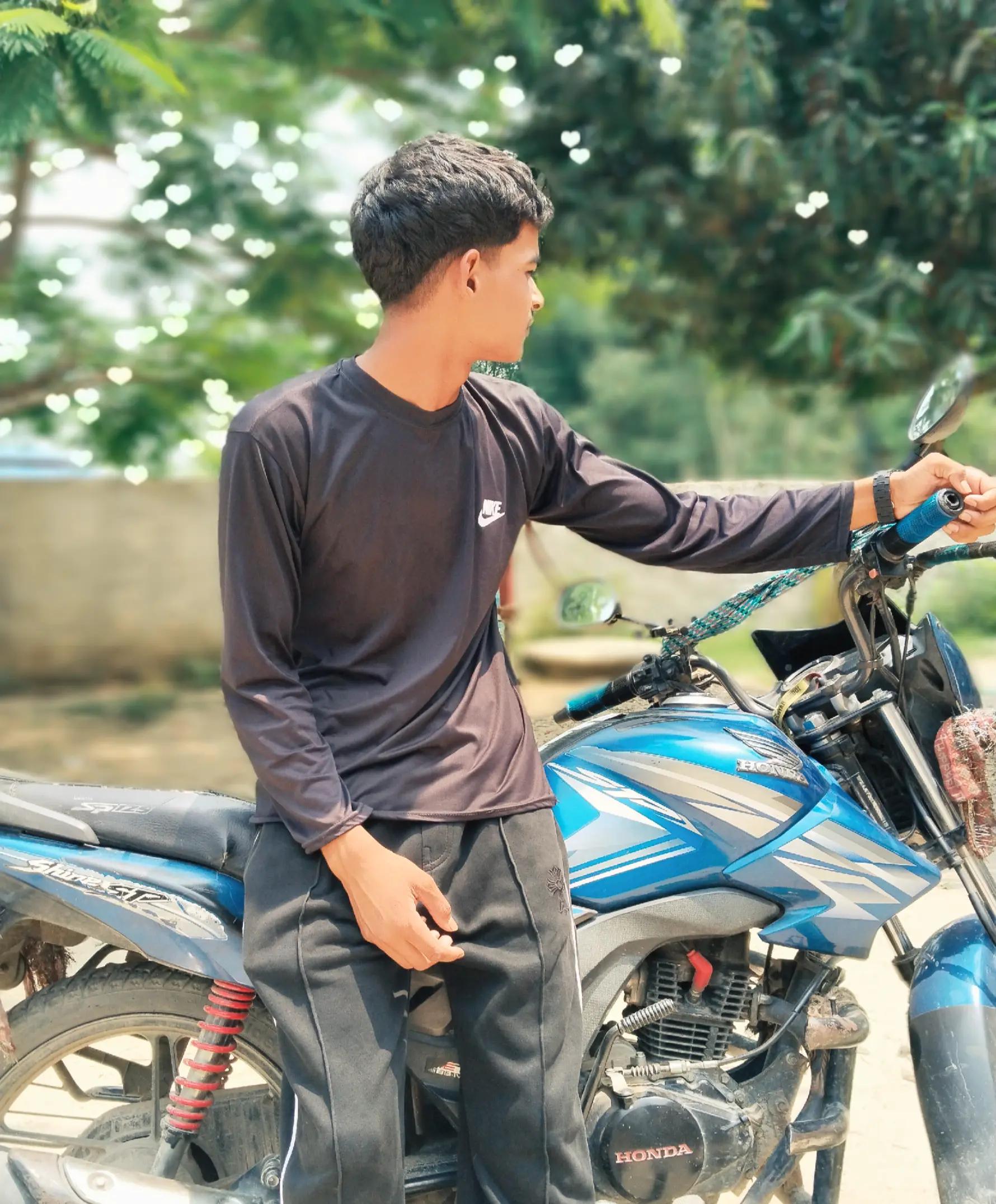 @๐ซ๐ Ritik Singh ๐๐ซถ๐ฅ