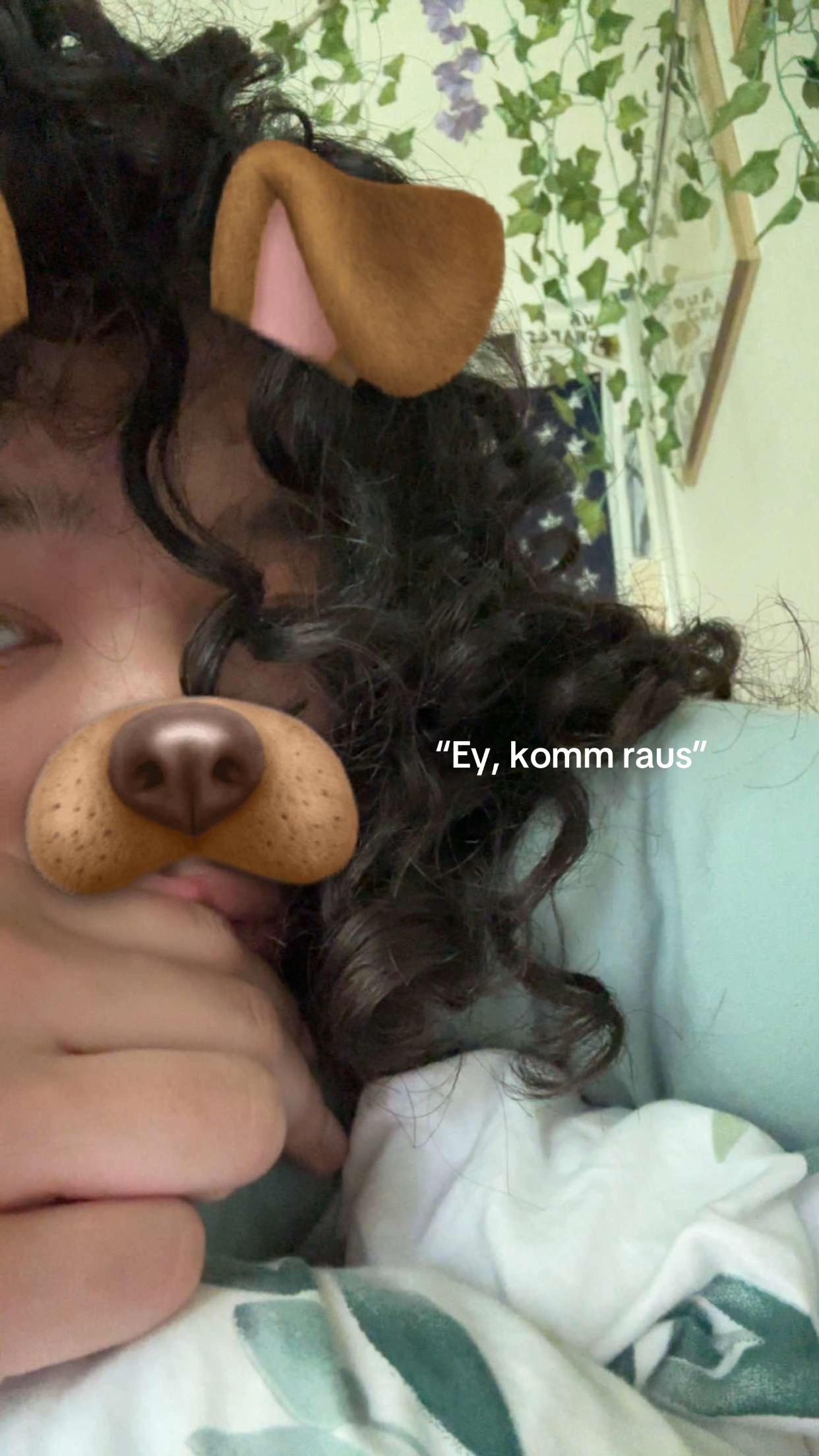 @𑣲𝐿