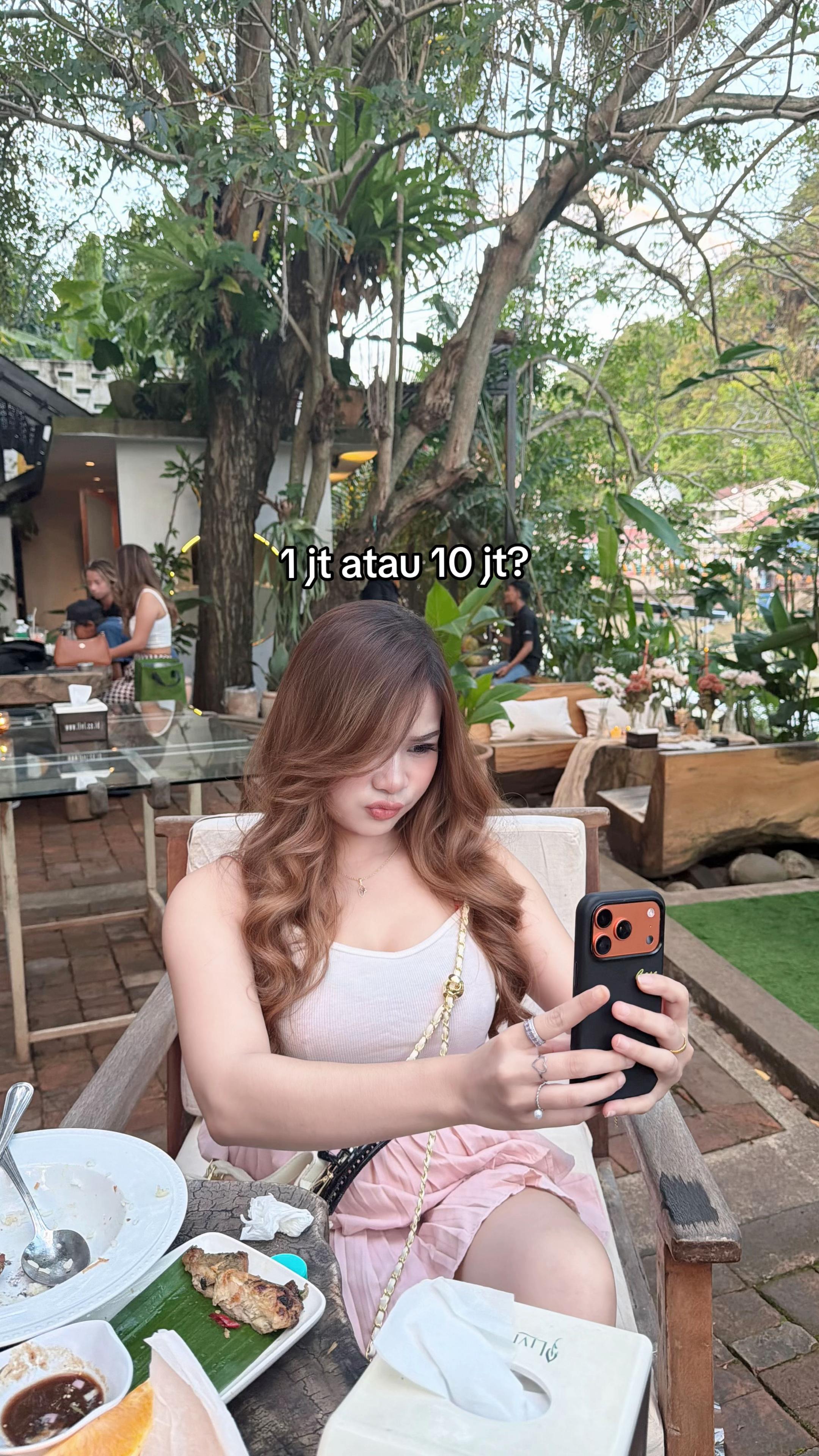 @-