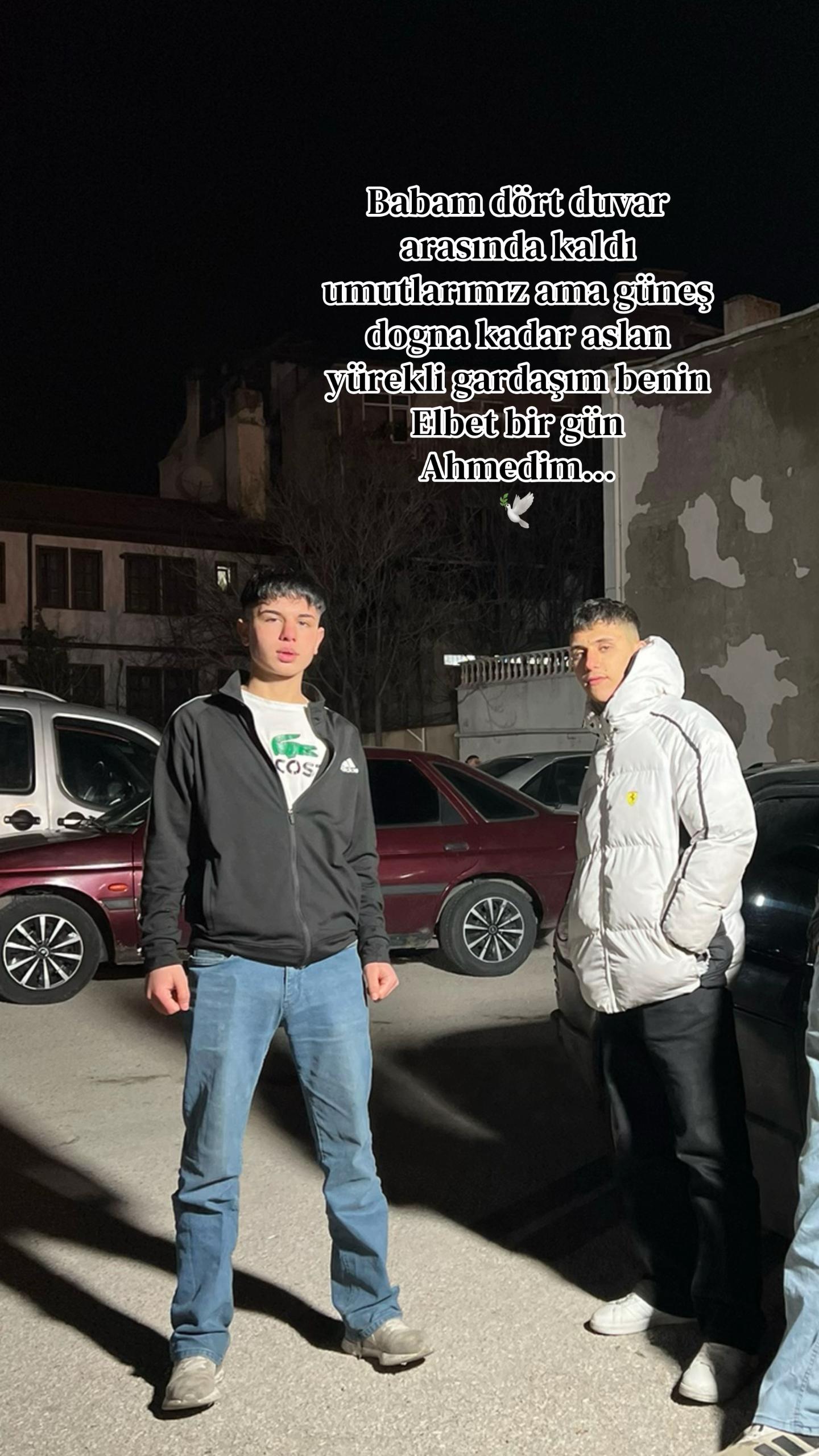 @𝚉𝘢𝓏𝖺