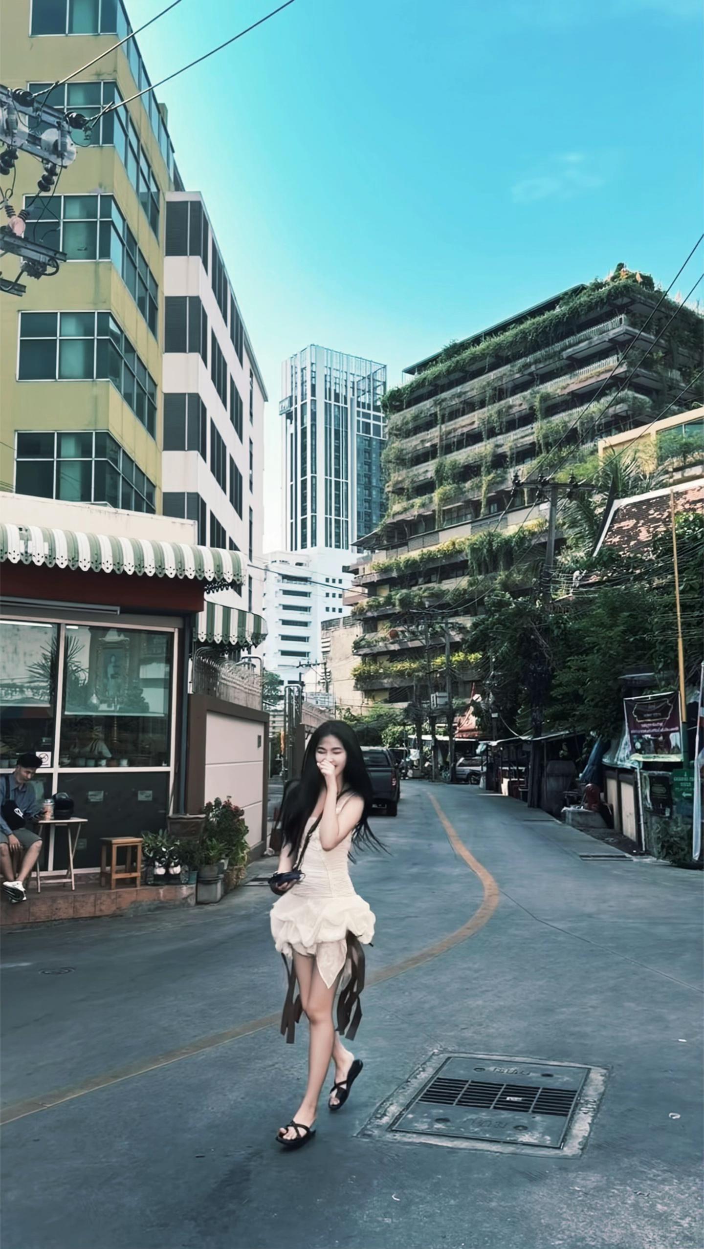 @bụm khì