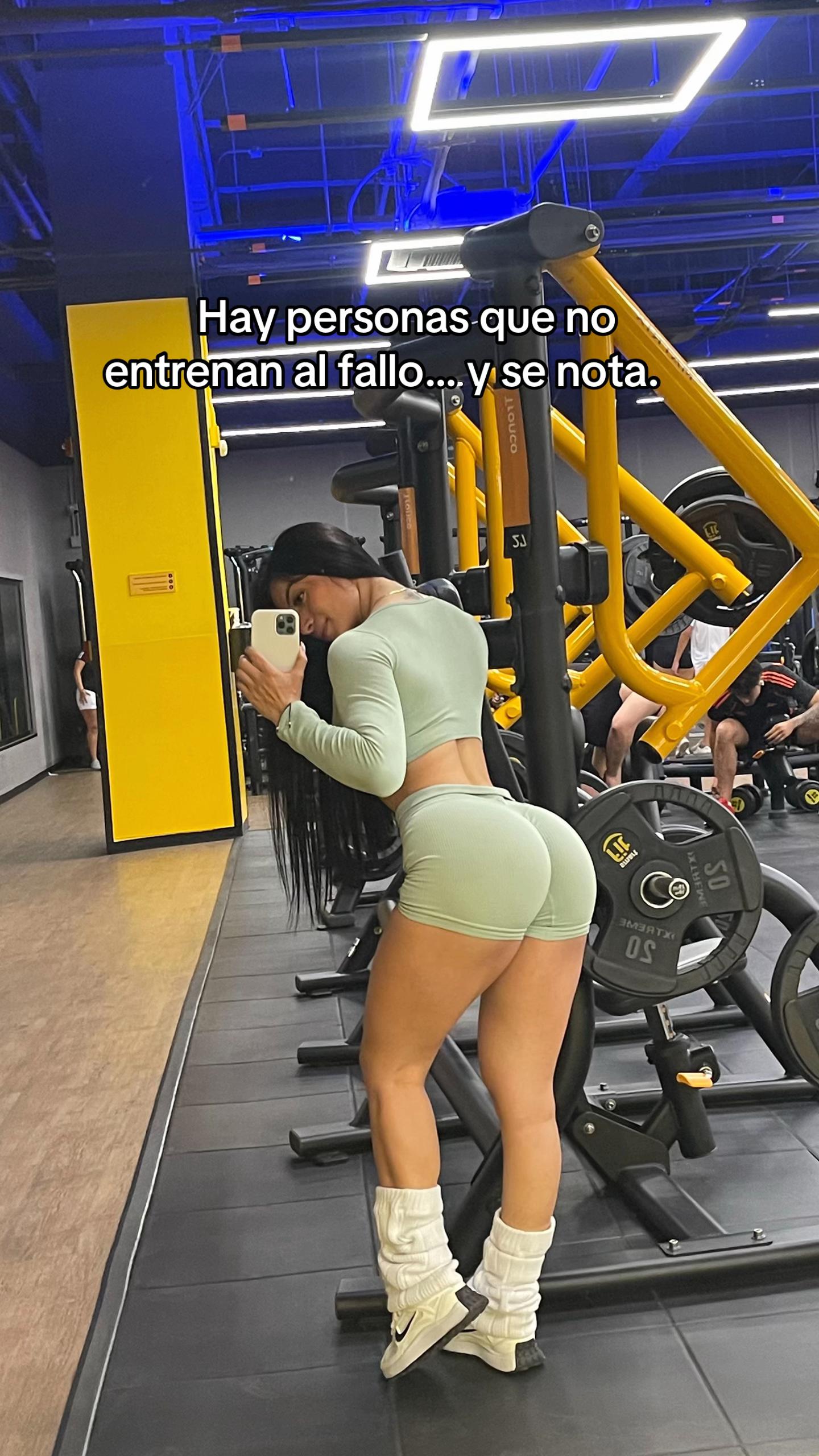 @Mar&iacute;a Paula👑