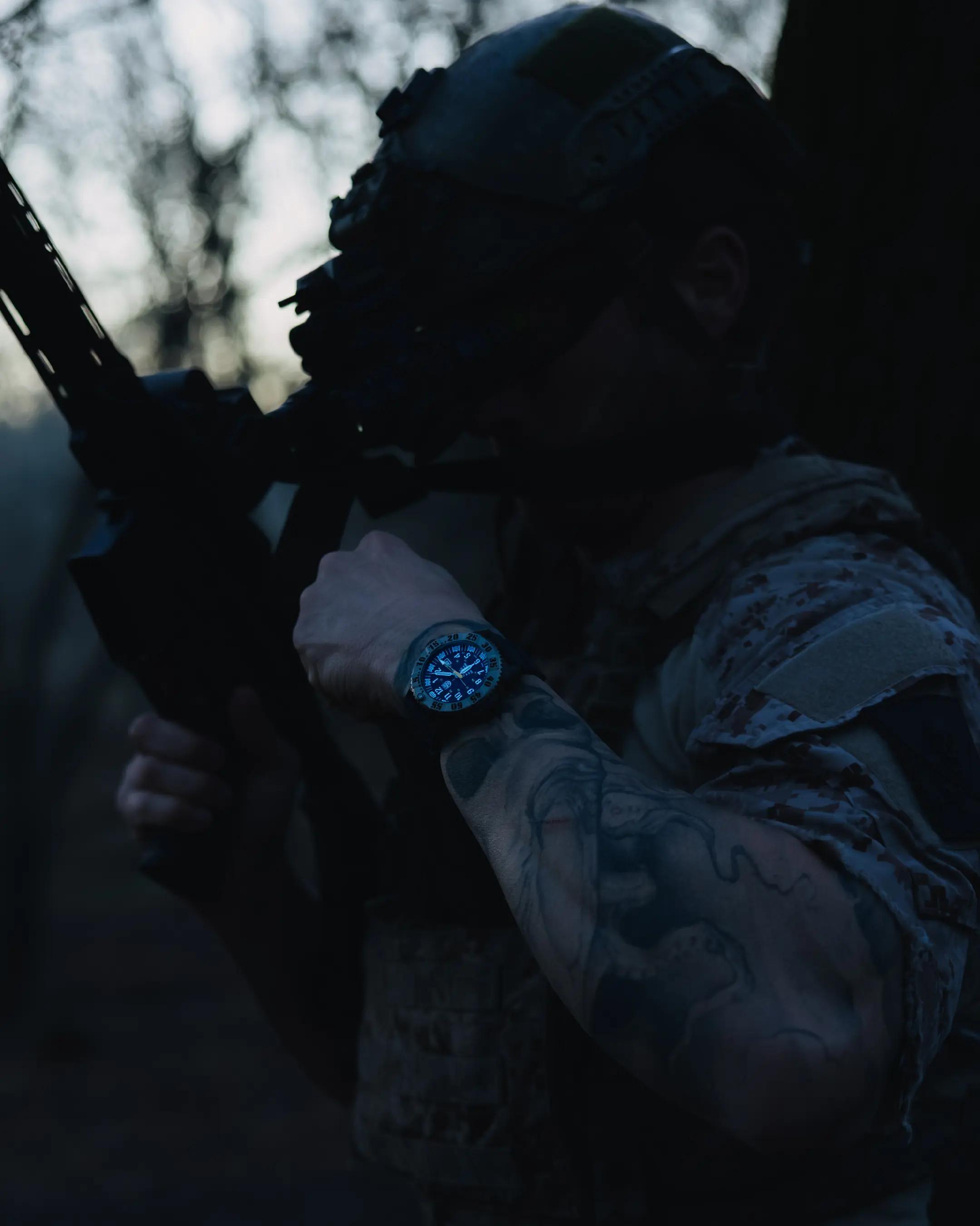 @luminox official