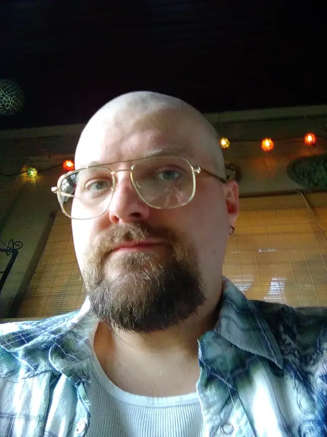 @Smoky Roger’s Reddwood