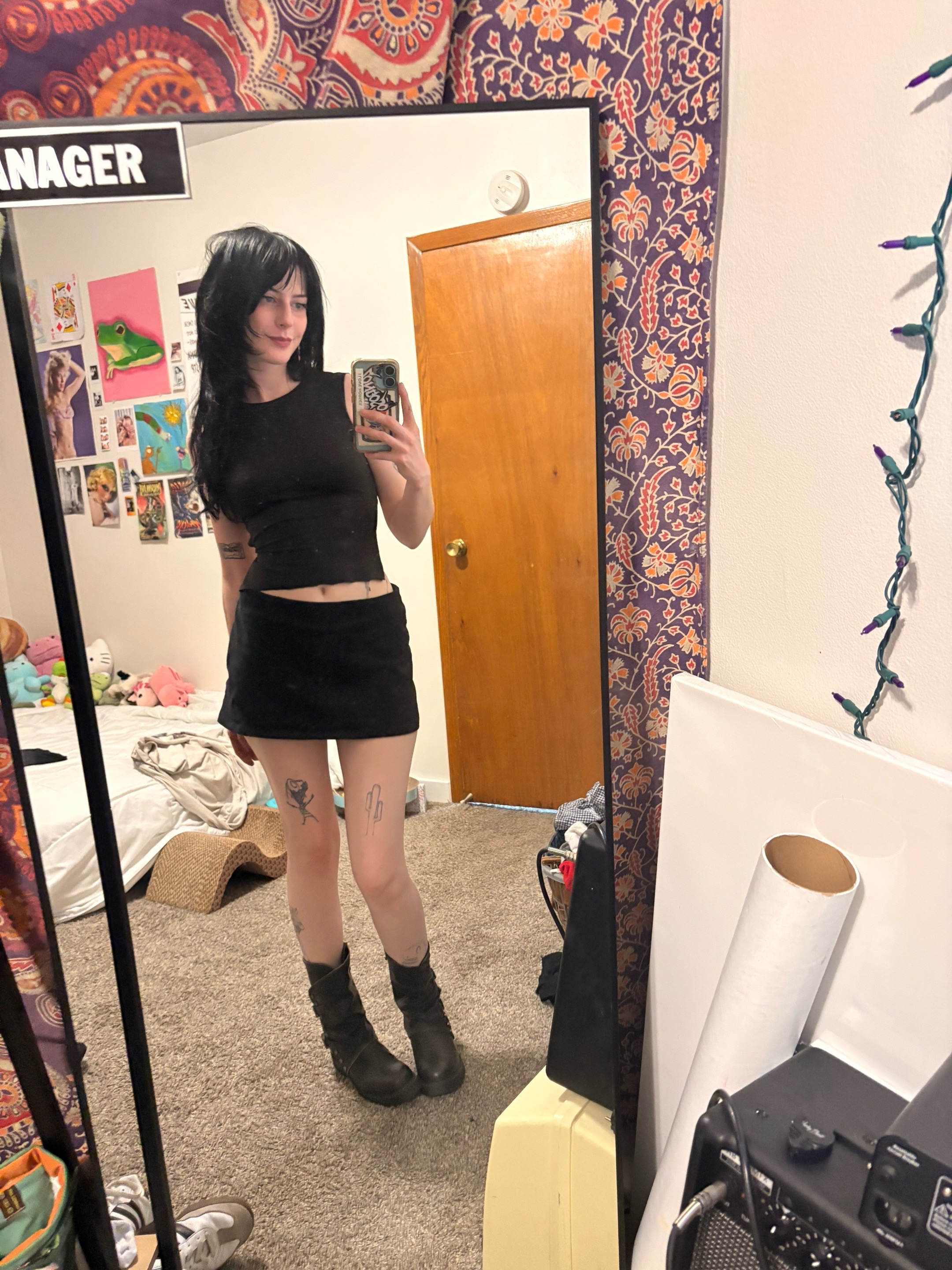 @:p