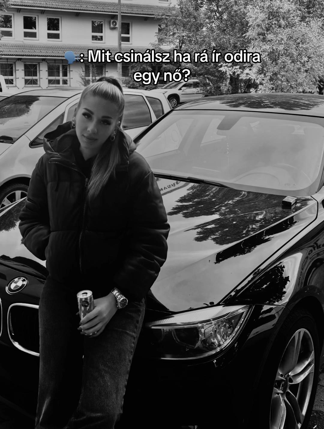@Alexandra Moldov&aacute;n