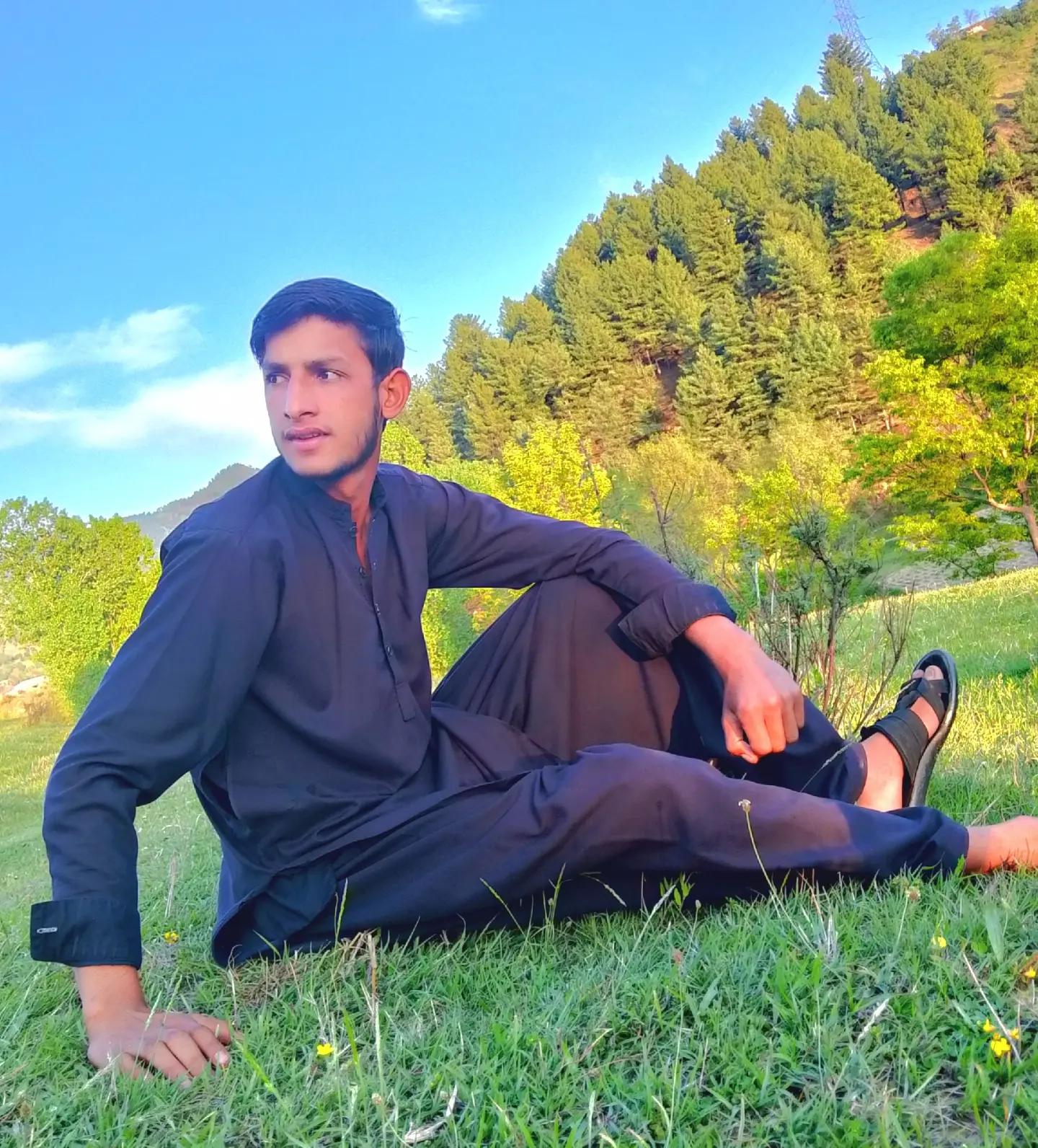 @Sardar ⚔️ Rashid 🥷