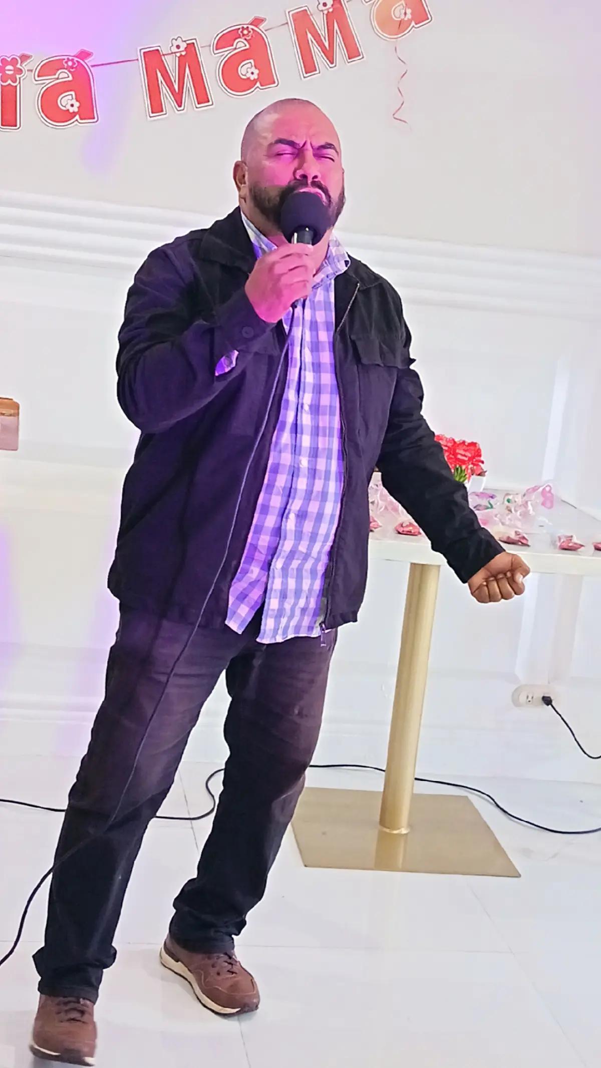 @ℙ𝕒𝕤𝕥𝕠𝕣𝔼𝕞𝕚𝕣ℝ𝕚𝕧𝕒𝕤🎶