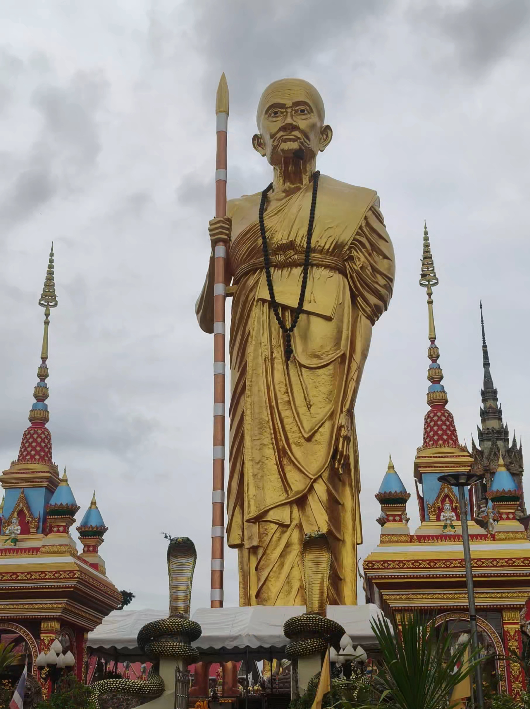 @วันนึ่งเดินเข้าป่าไม่ให้เธอไป