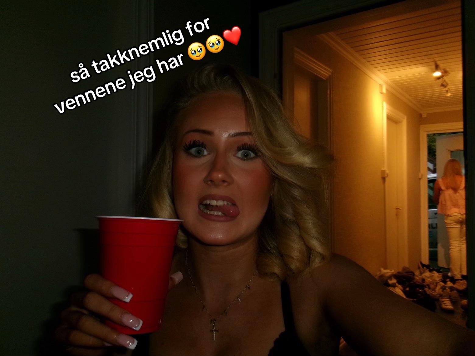 @AMALIE SYNN&Oslash;VE 🪽