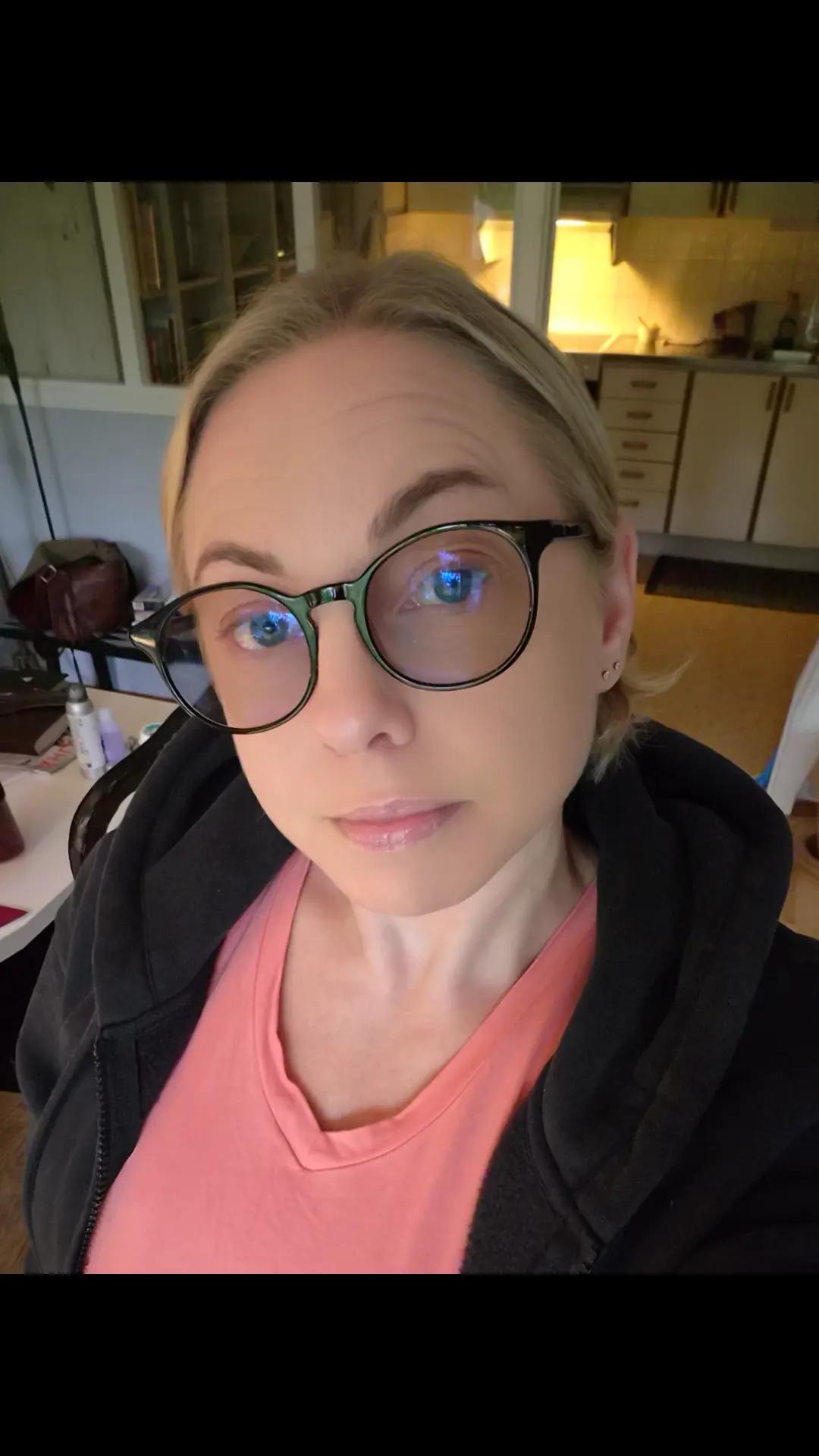 @Veronique_81