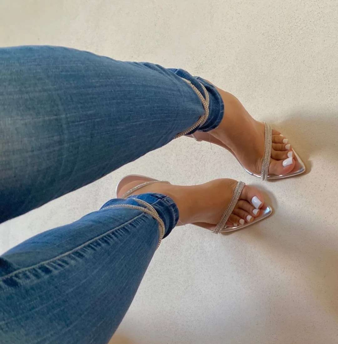@𝐌𝐀𝐍𝐍𝐈 𝐋 𝐏𝐄𝐑𝐄𝐙 🇩🇴