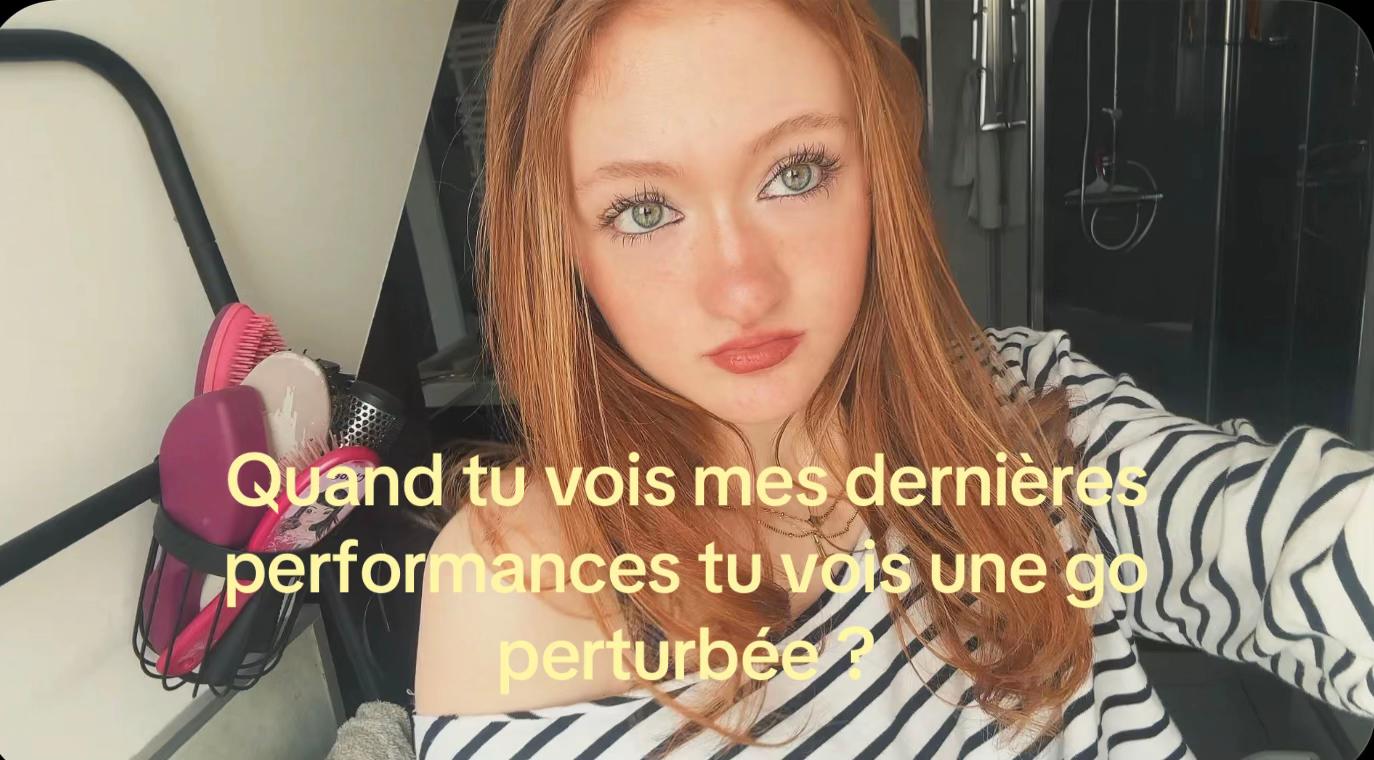 @𝓒𝓱𝓵𝓸𝓬𝓱𝓮𝓽𝓽𝓮