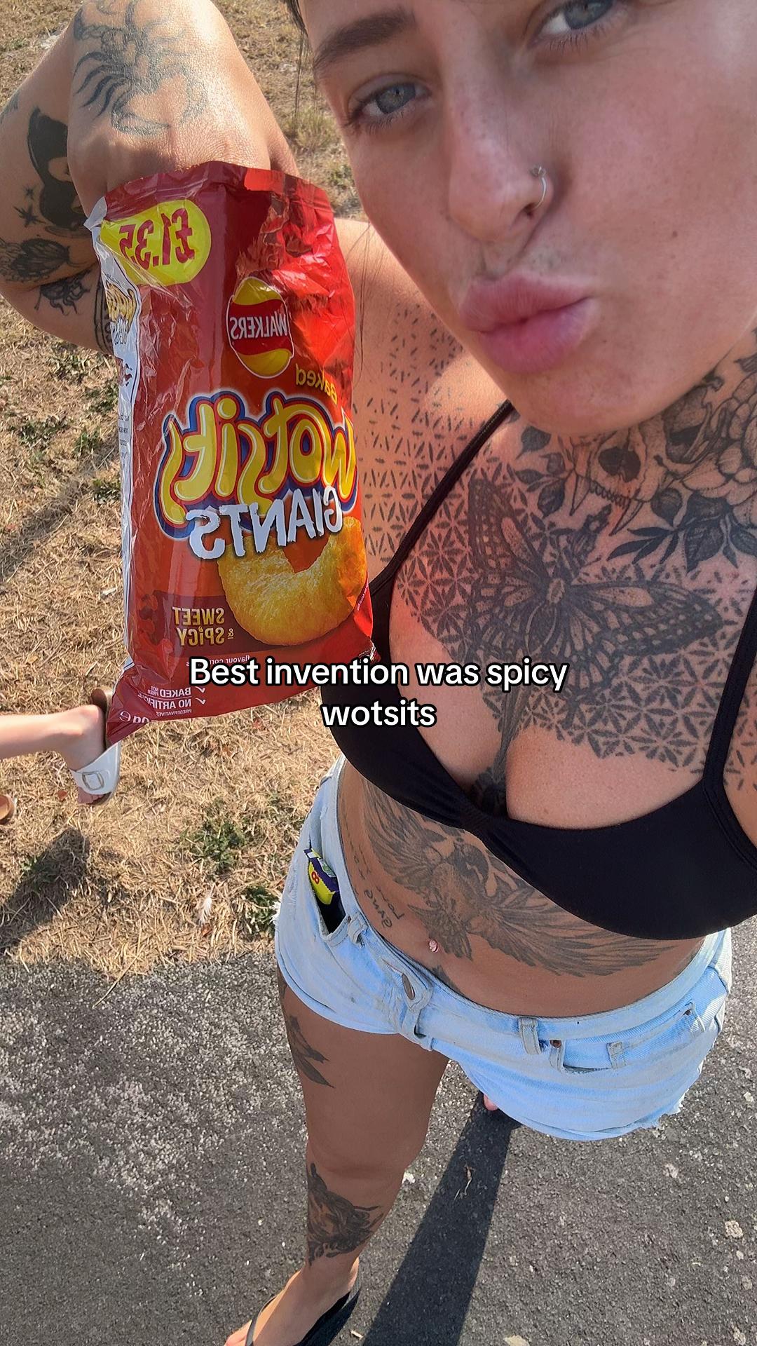 @girlwiththetattooos