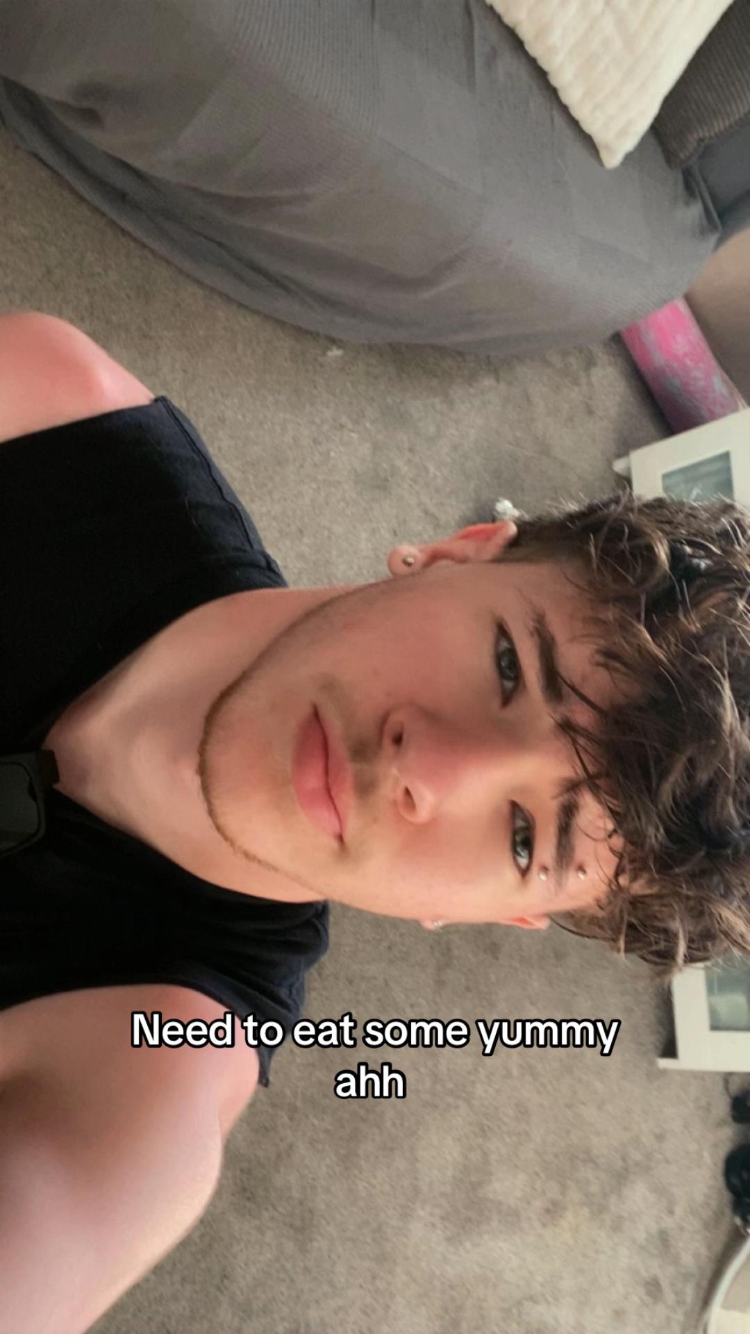 @j