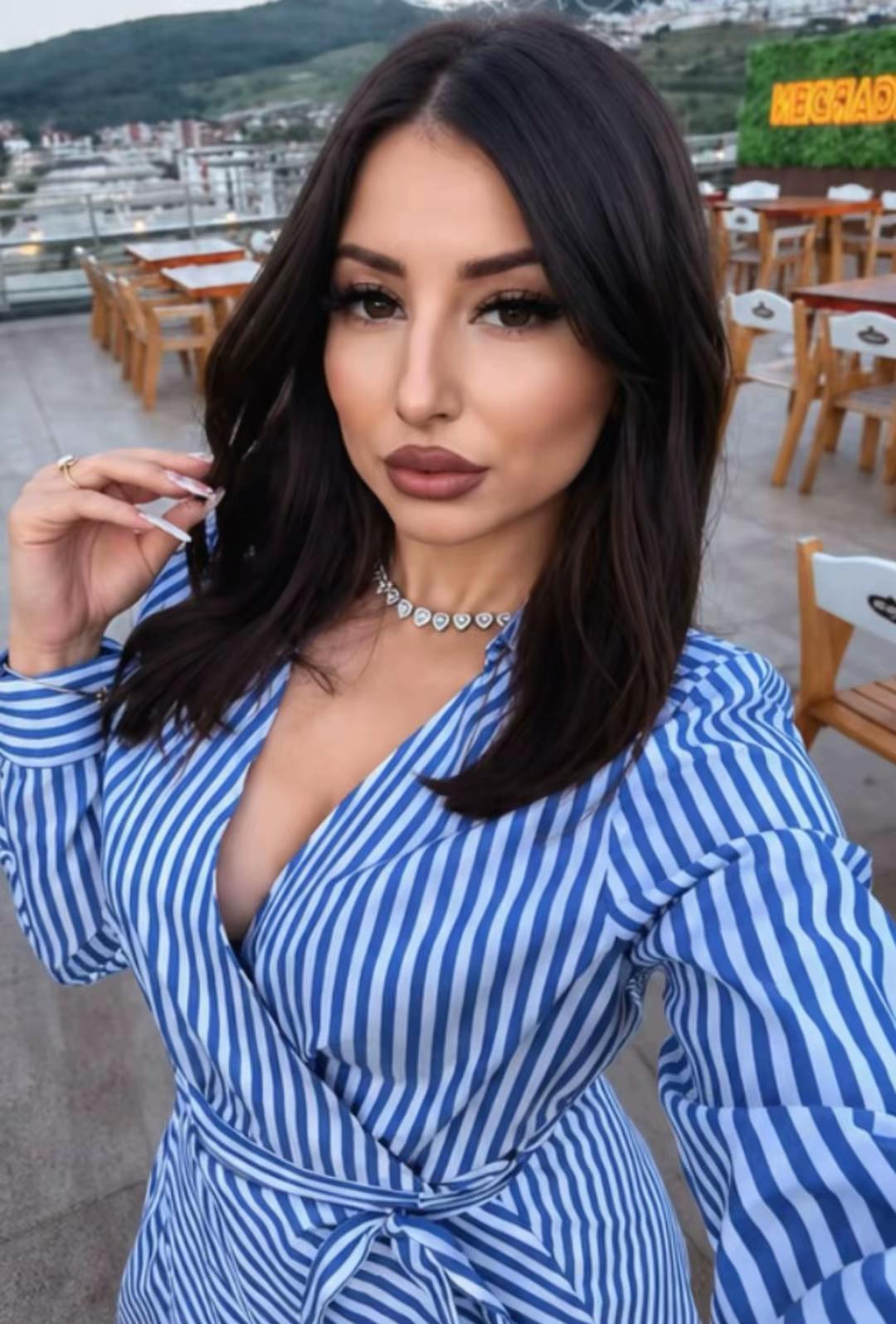 @deea_alexandra25
