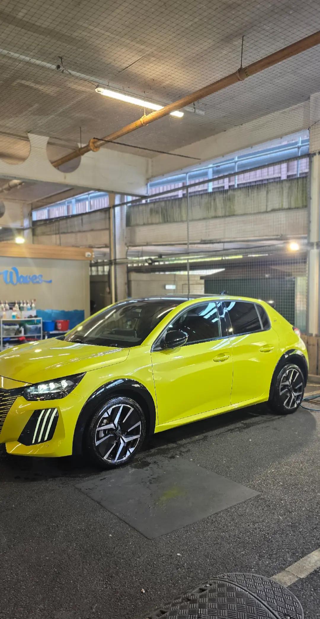 @Hednesford Waves hand car Wash