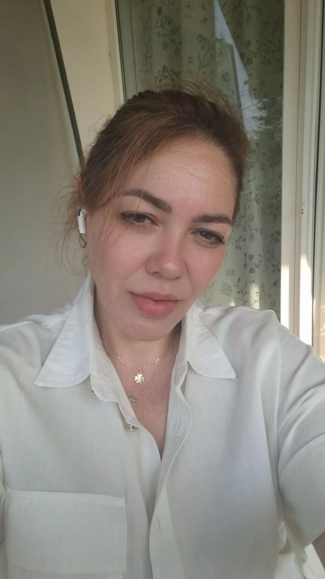 @Alina Ioana .