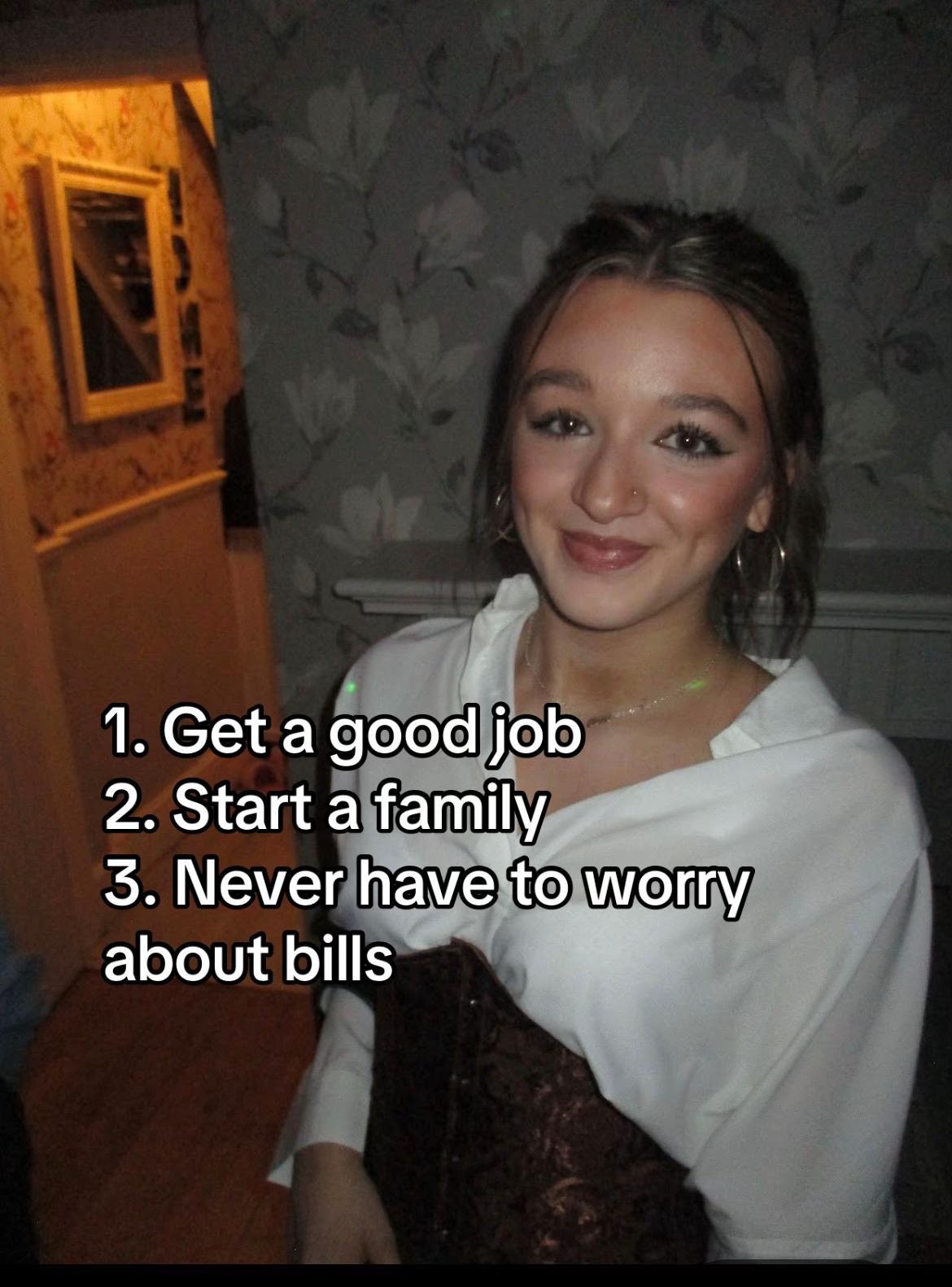 @evieeeee