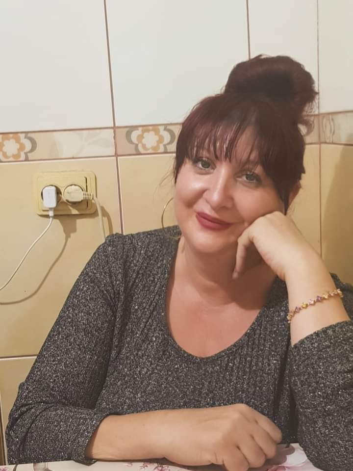 @Steluța Lăcătuş