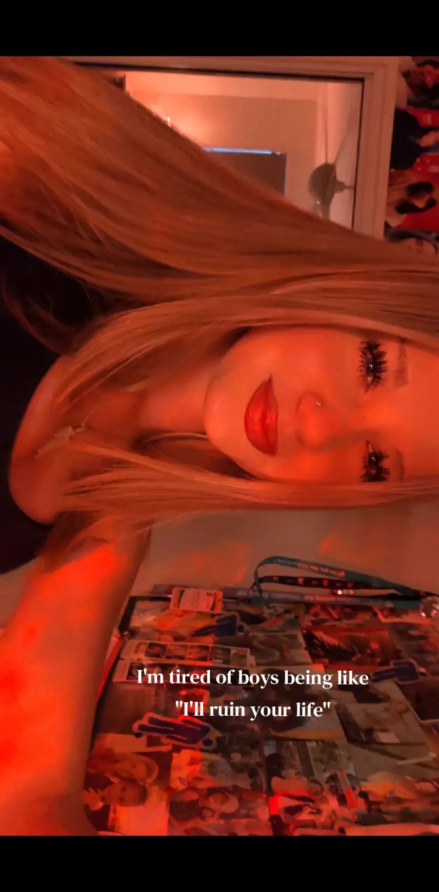 @ellaa📸