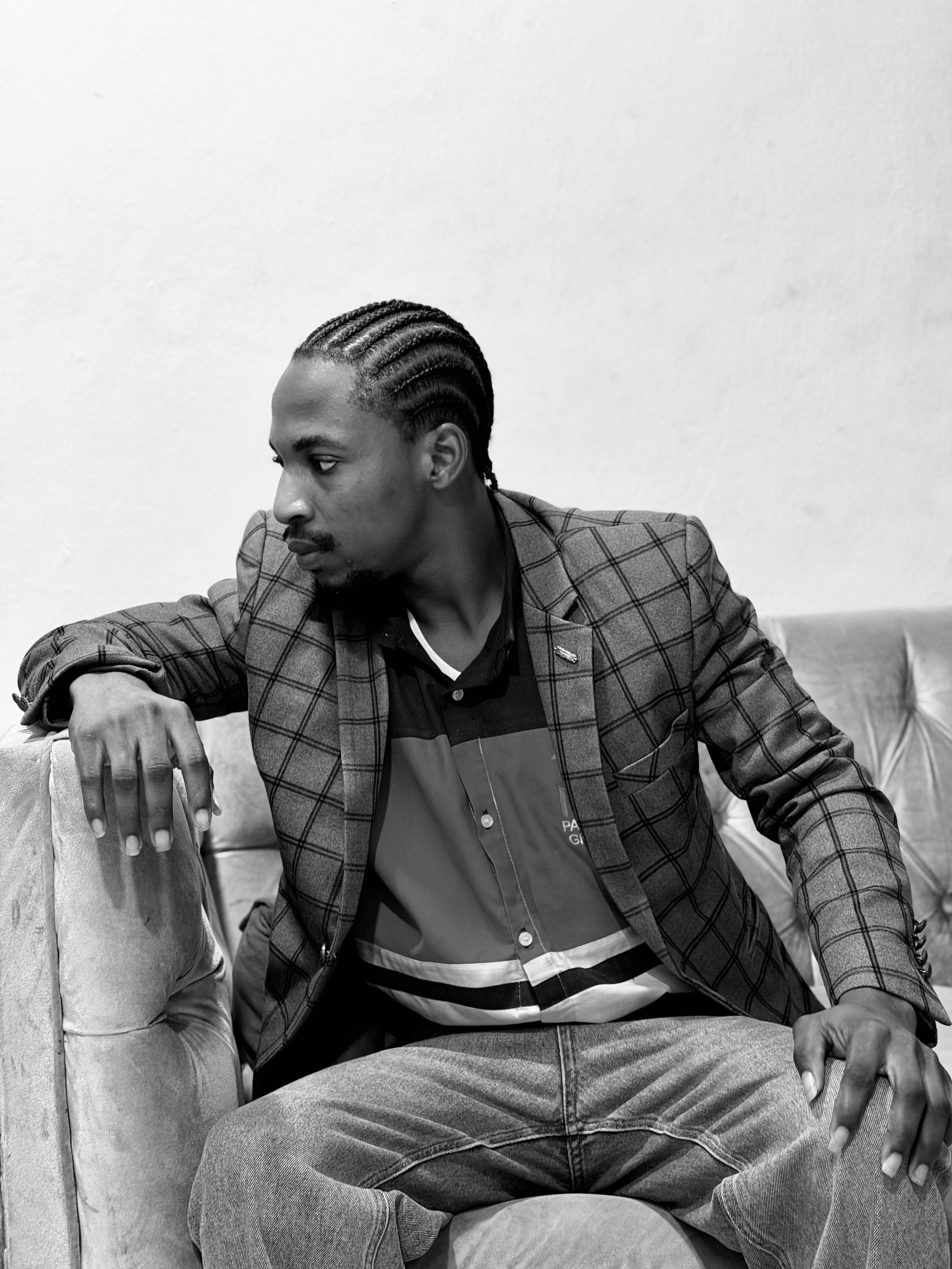 @Okiking | Creative Director