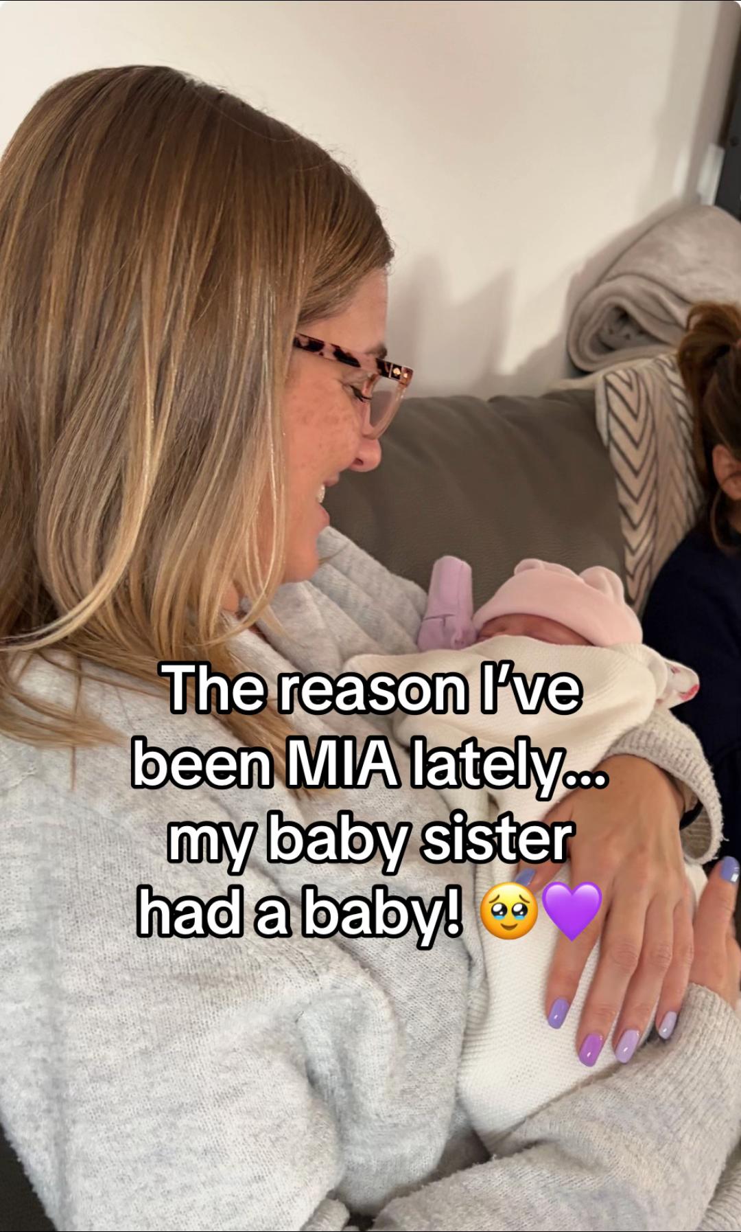 @Julie (The Recap with Julie)