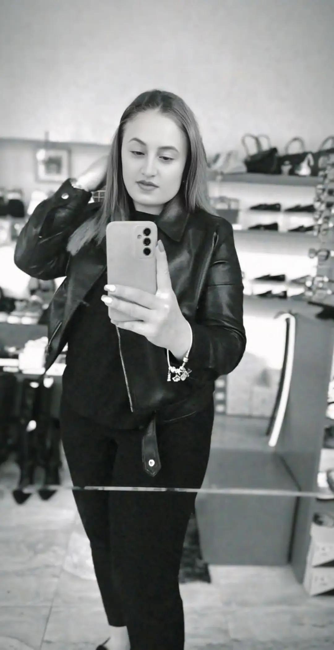@მირანდა ხურციძე