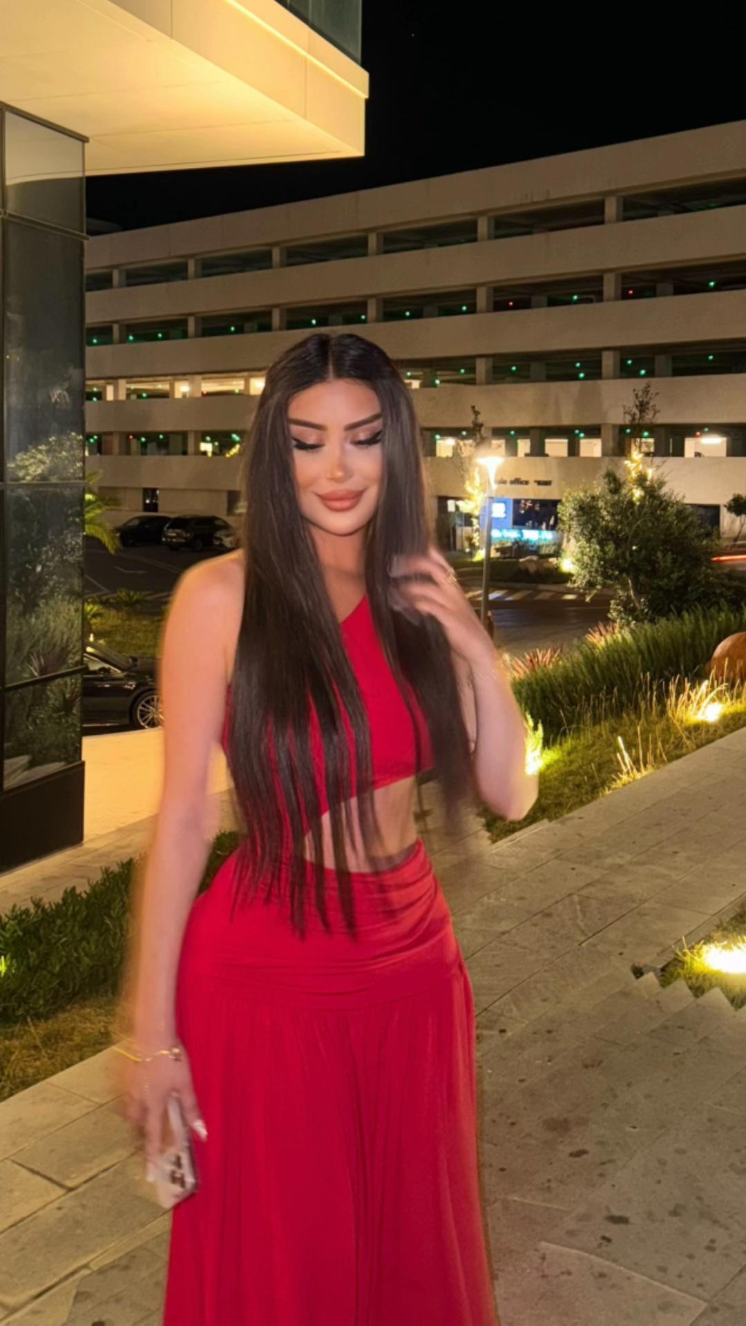 @Məleykə Akbərli