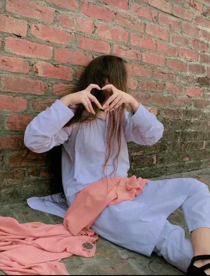 @Alina jutti🕊️🥀