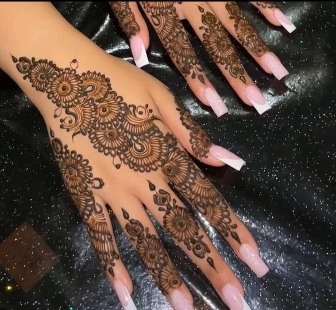 @Henna by &R