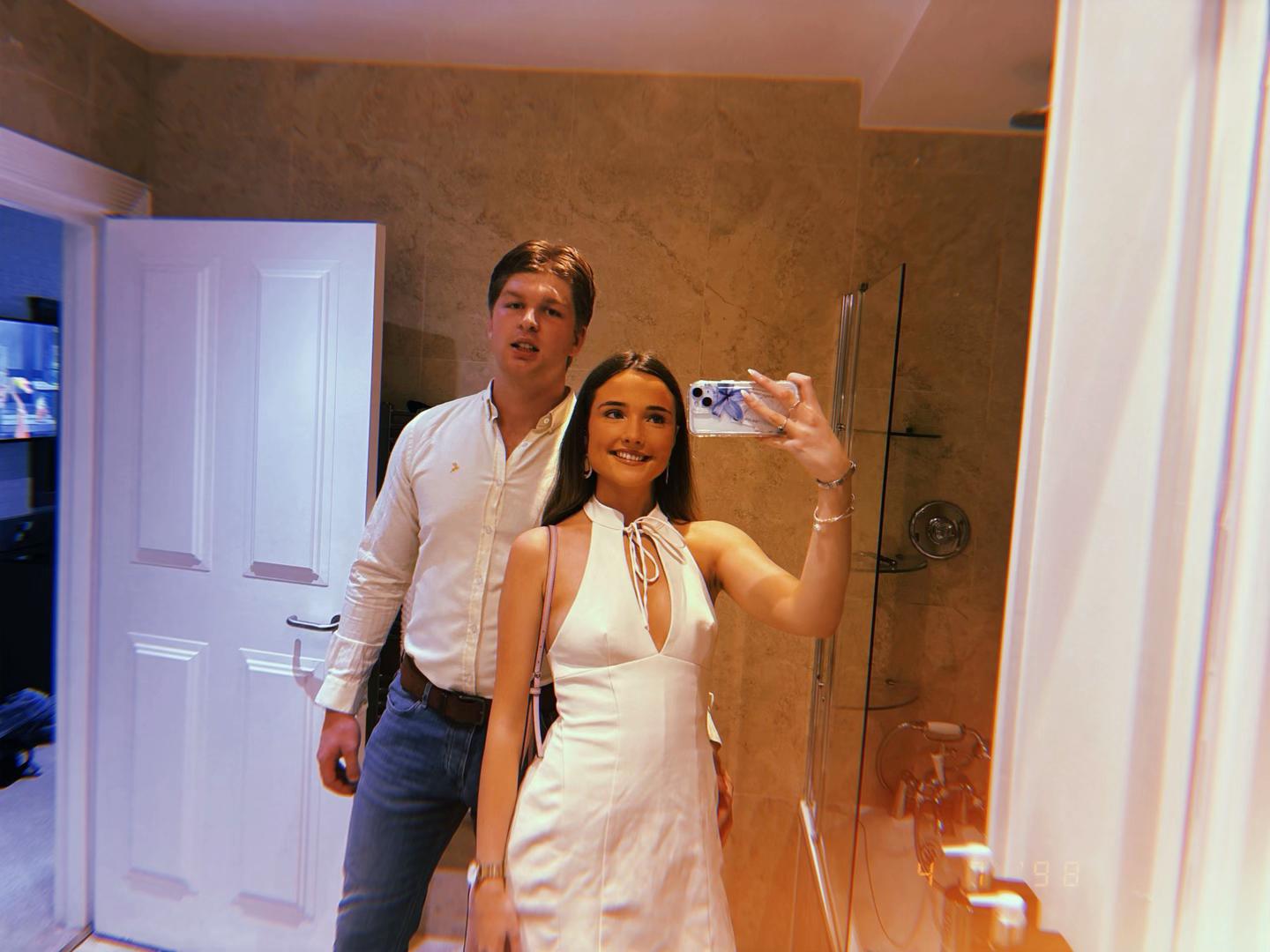 @taraheslin5