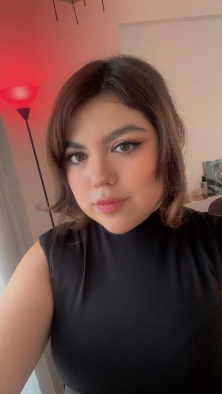 @lachicadelcentro