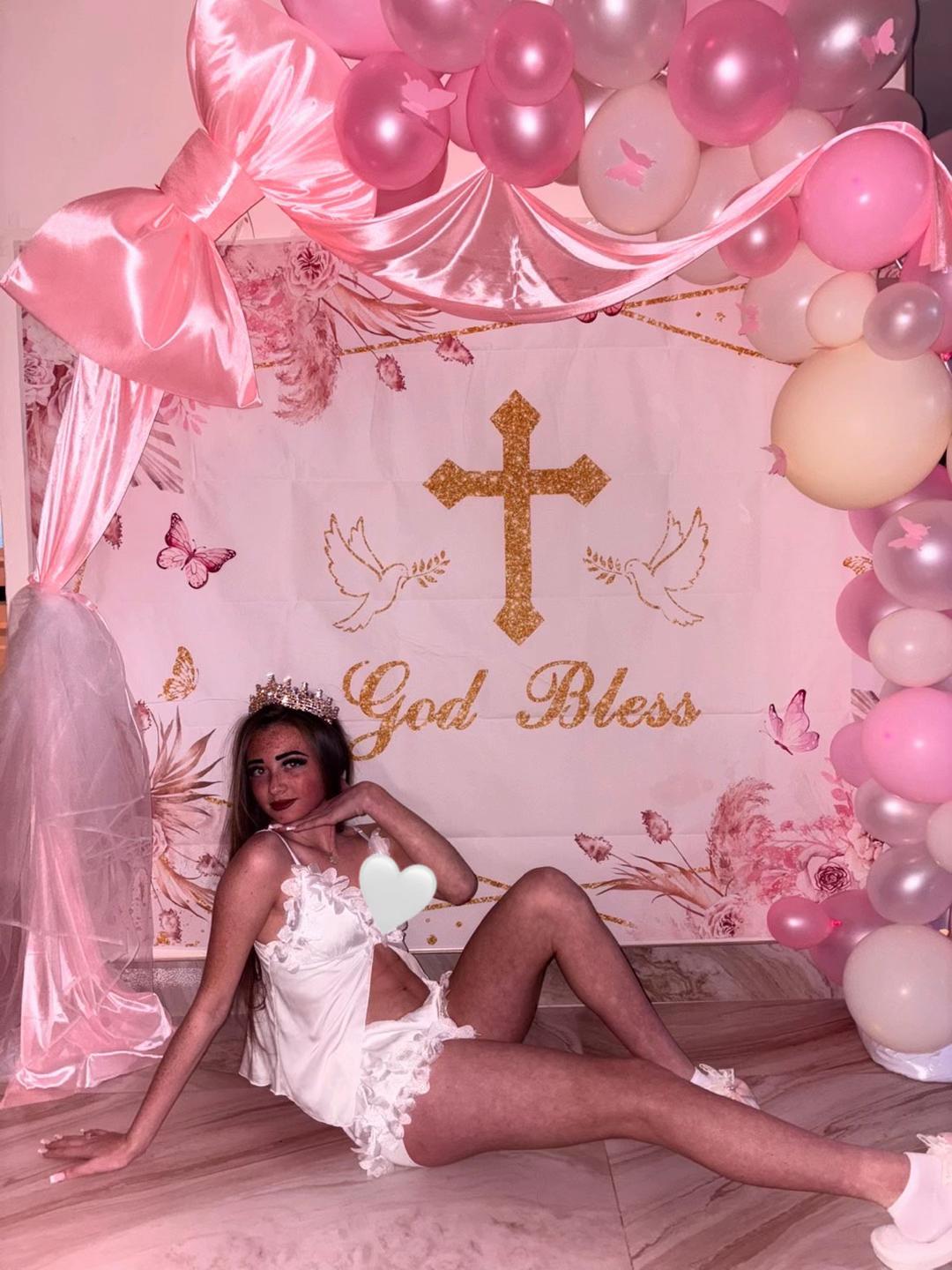 @lilydelaney141