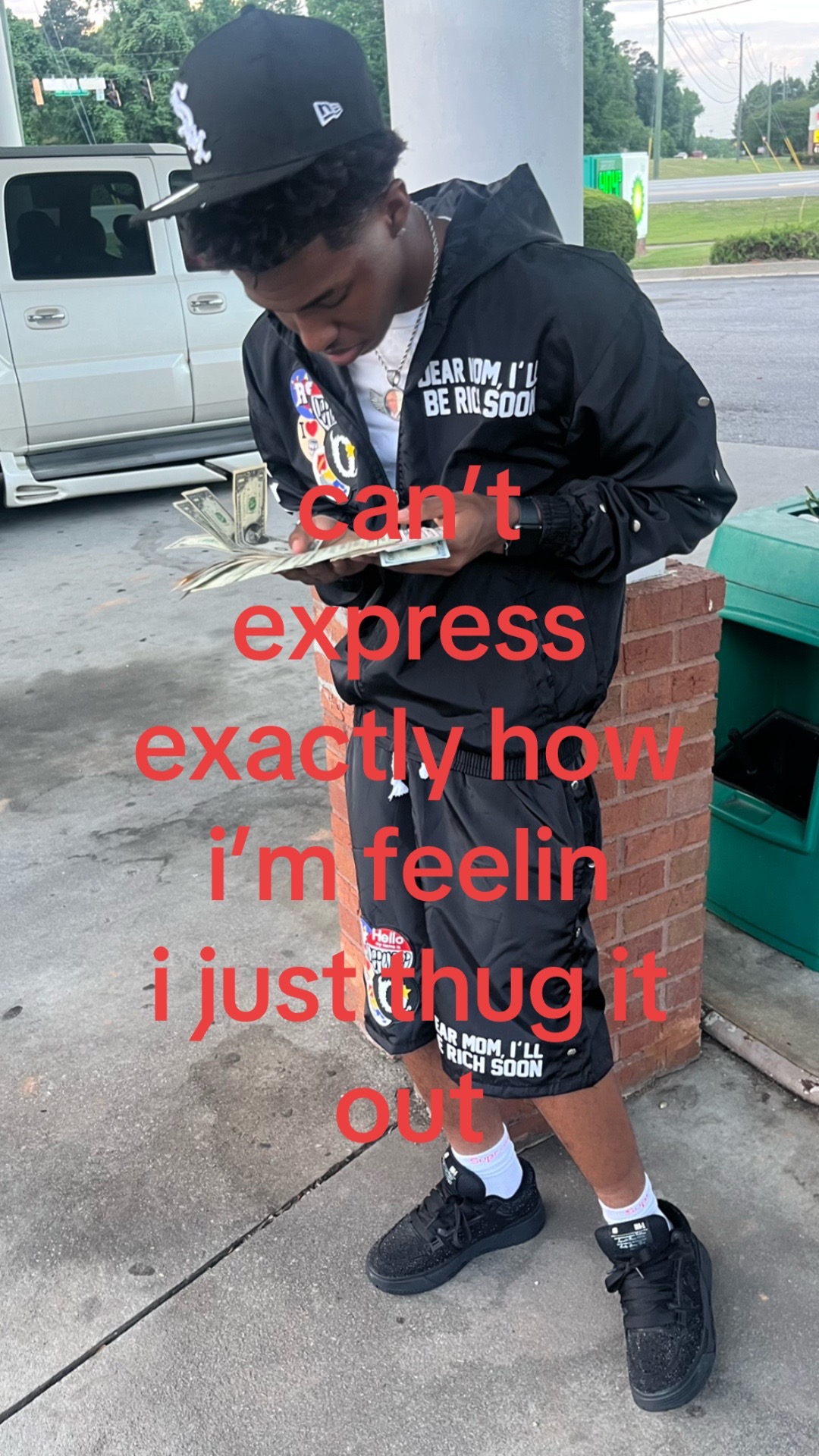 @🏃🏾💵