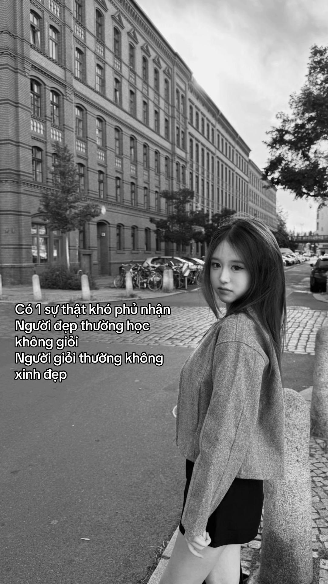 @Em gái nhà bên