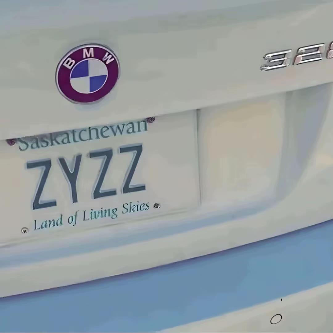 @Zyzz