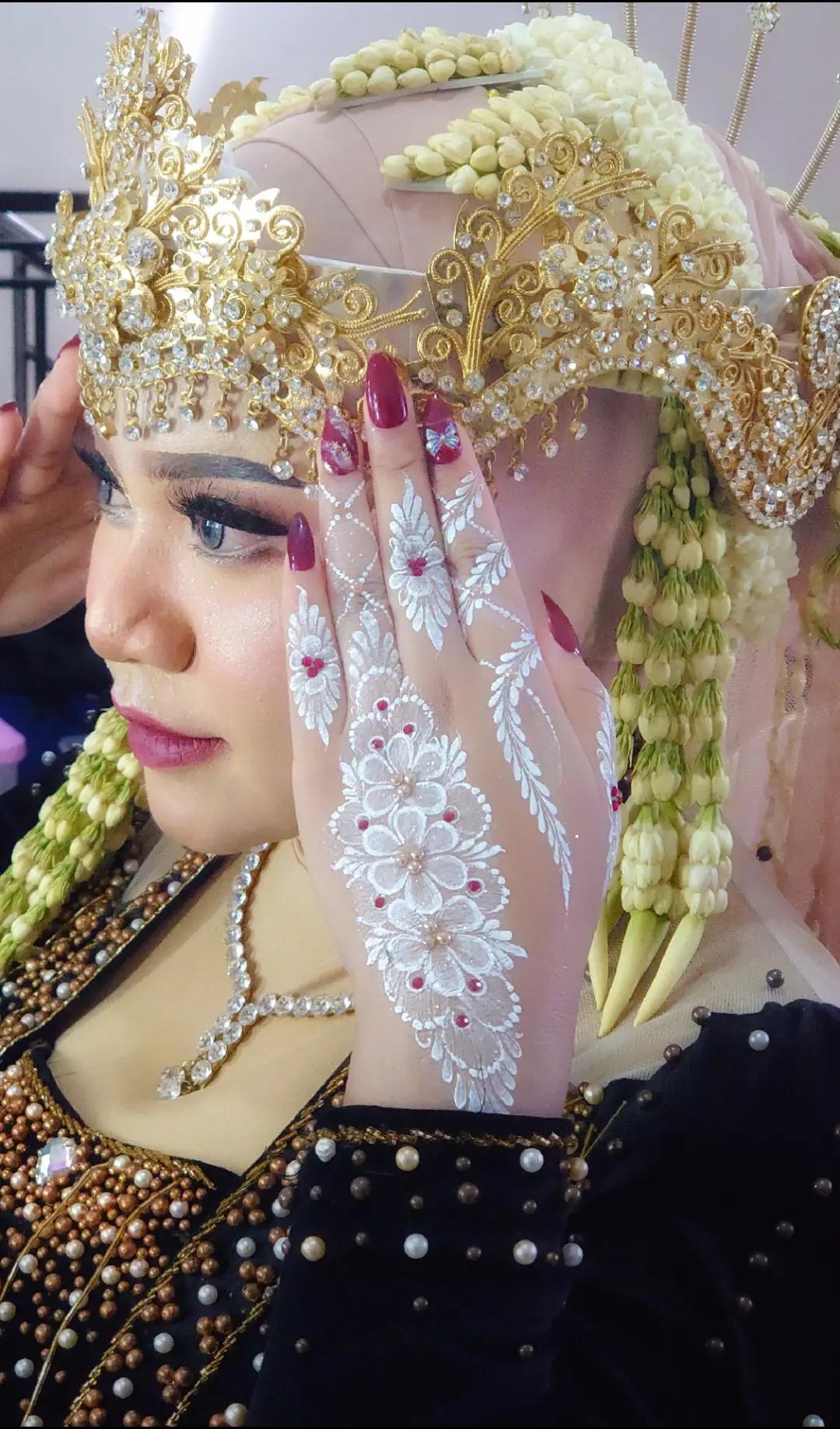@aicahennamalang
