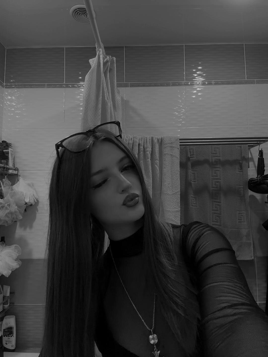 @mistress