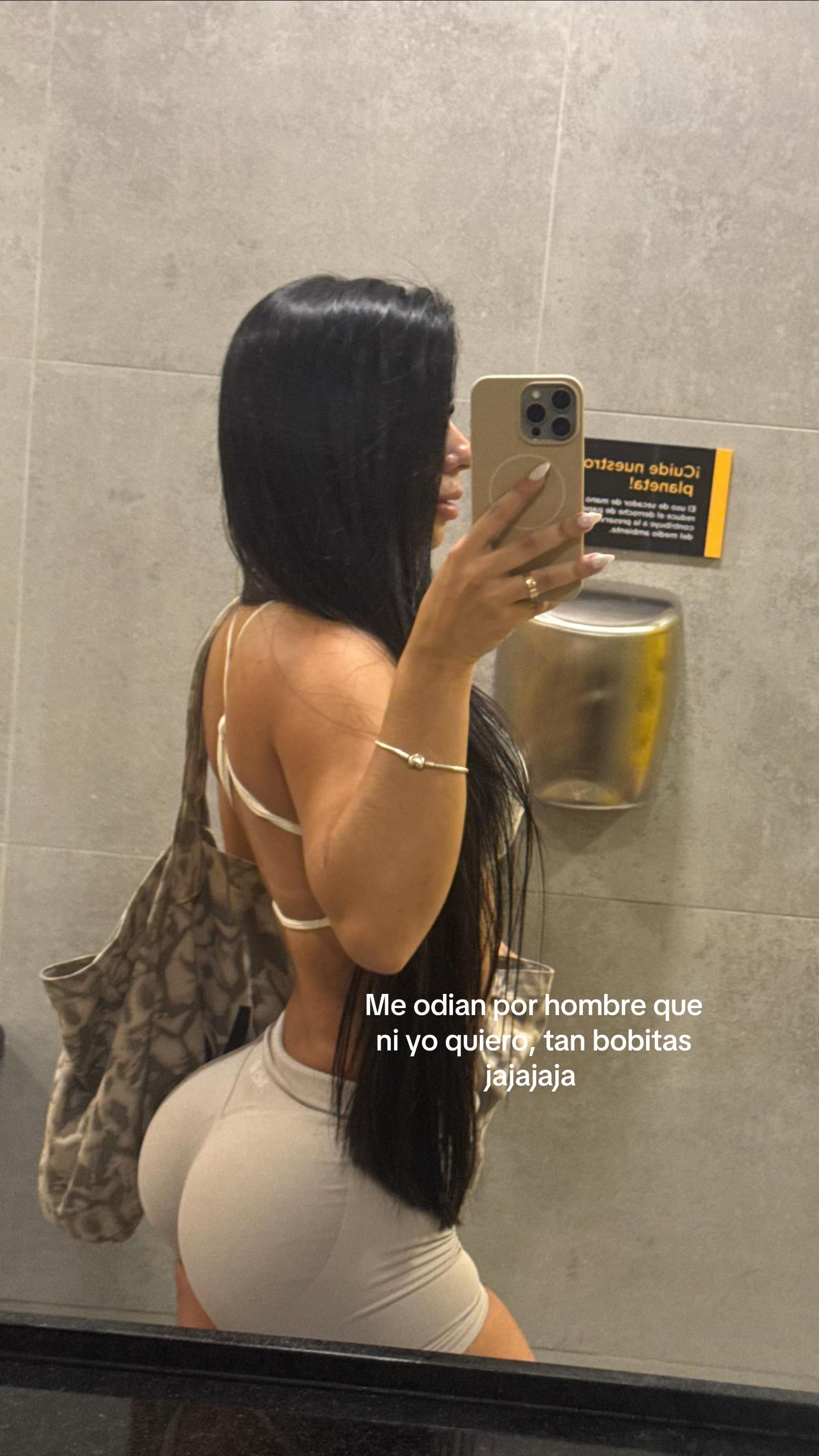 @isselajv_
