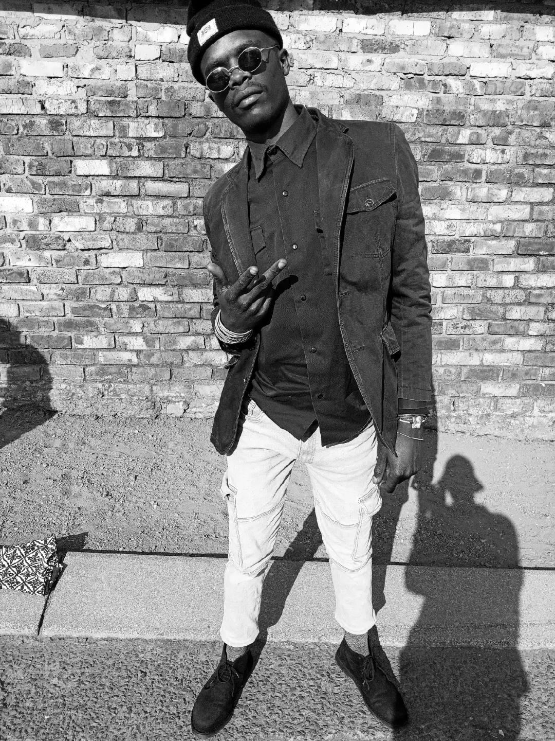 @Sphamtion Mtsweni