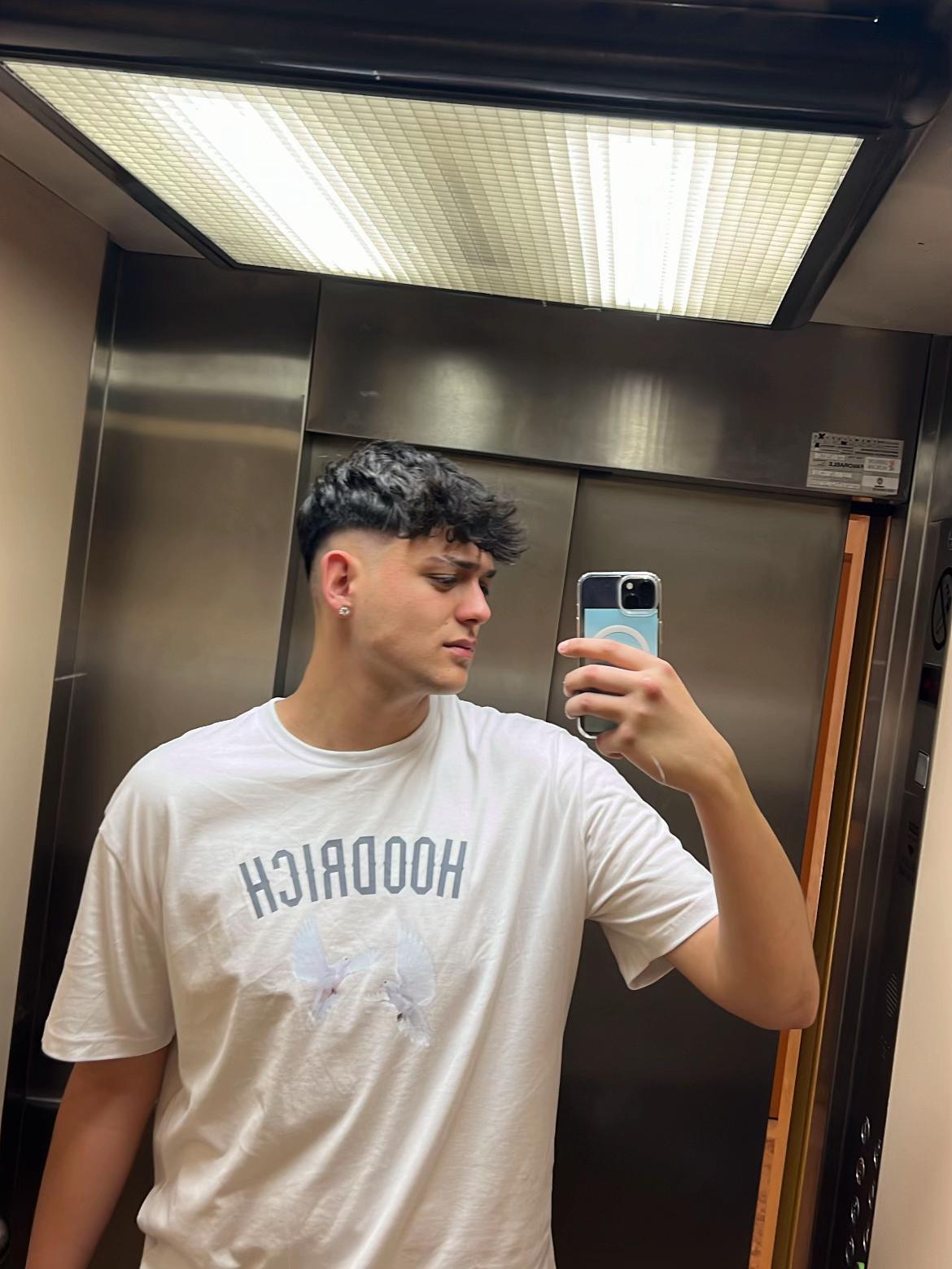 @sergialou_