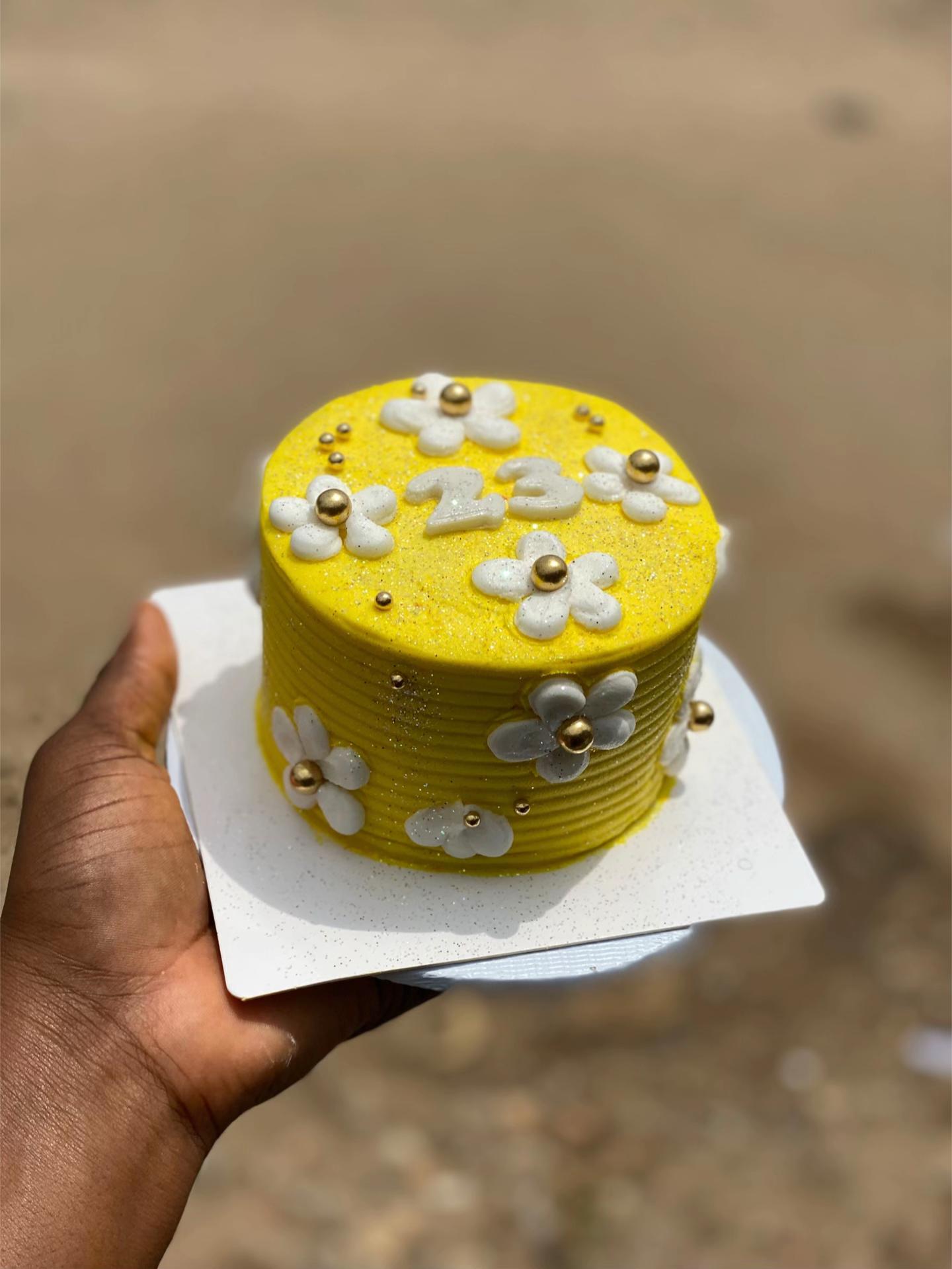 @GIFTS VENDOR IN GWAGWALADA
