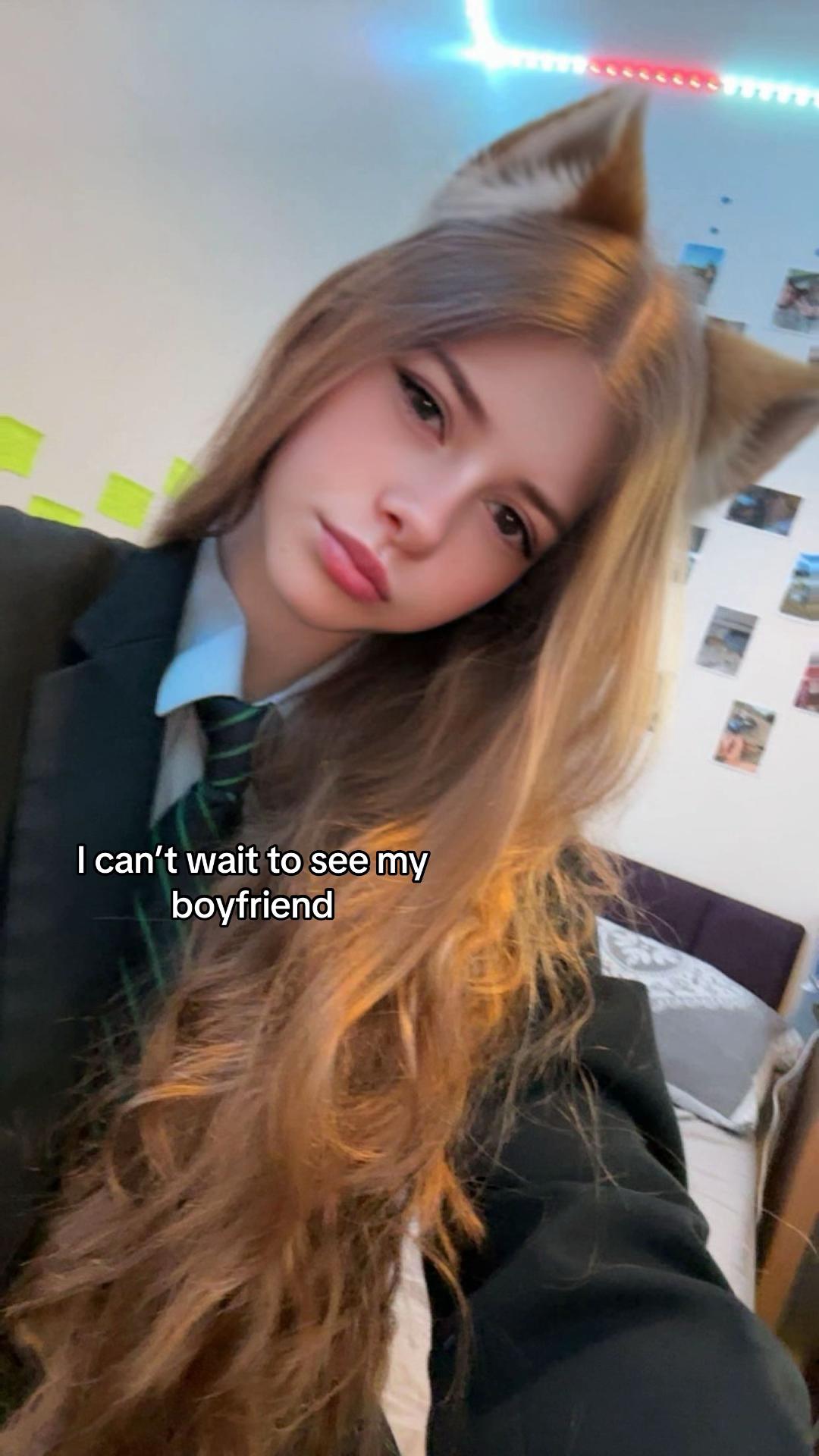 @Chloe